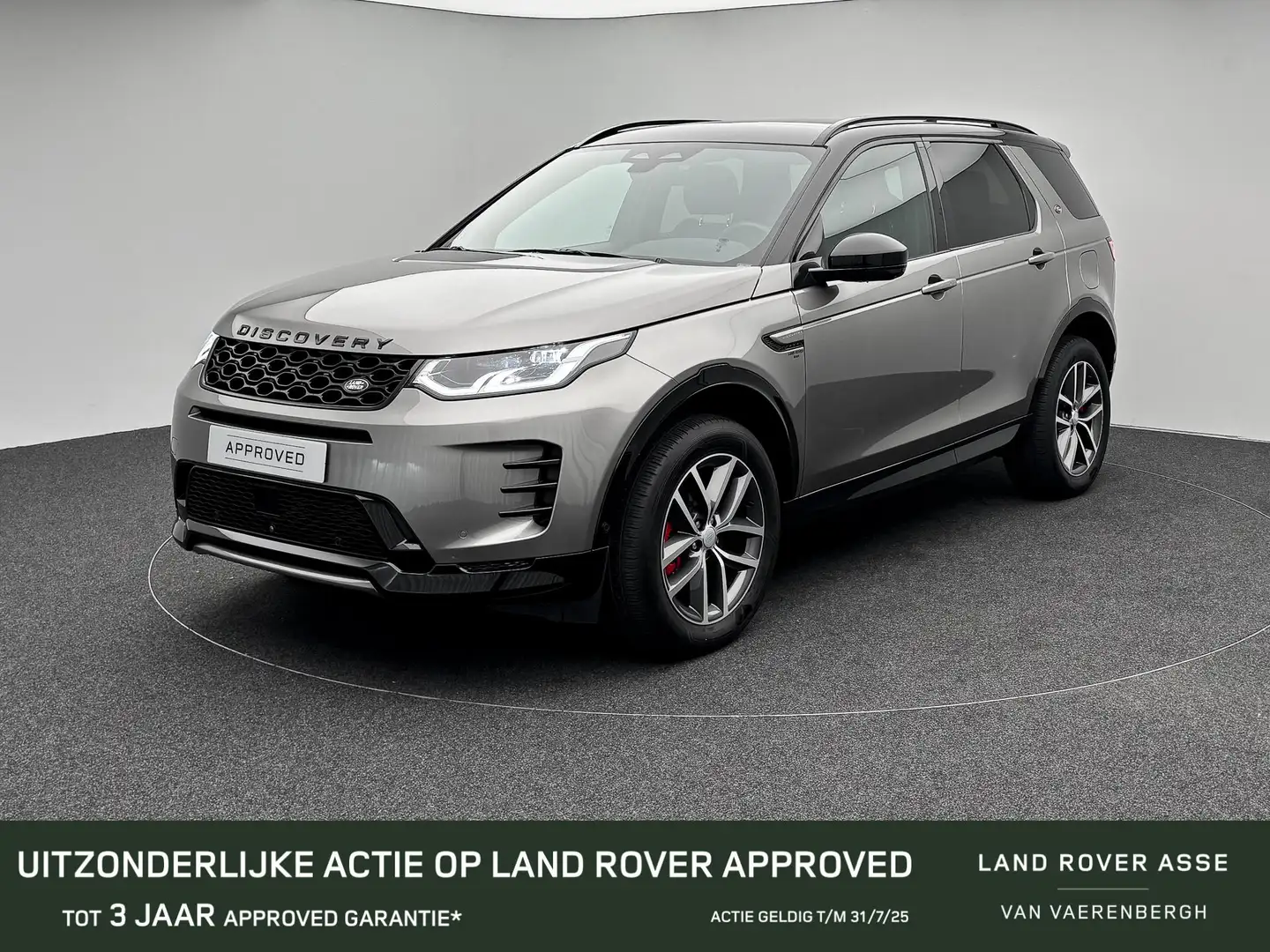 Land Rover Discovery Sport P300e Dynamic SE AWD Zilver - 1