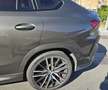BMW X6 M50dA Gris - thumbnail 22