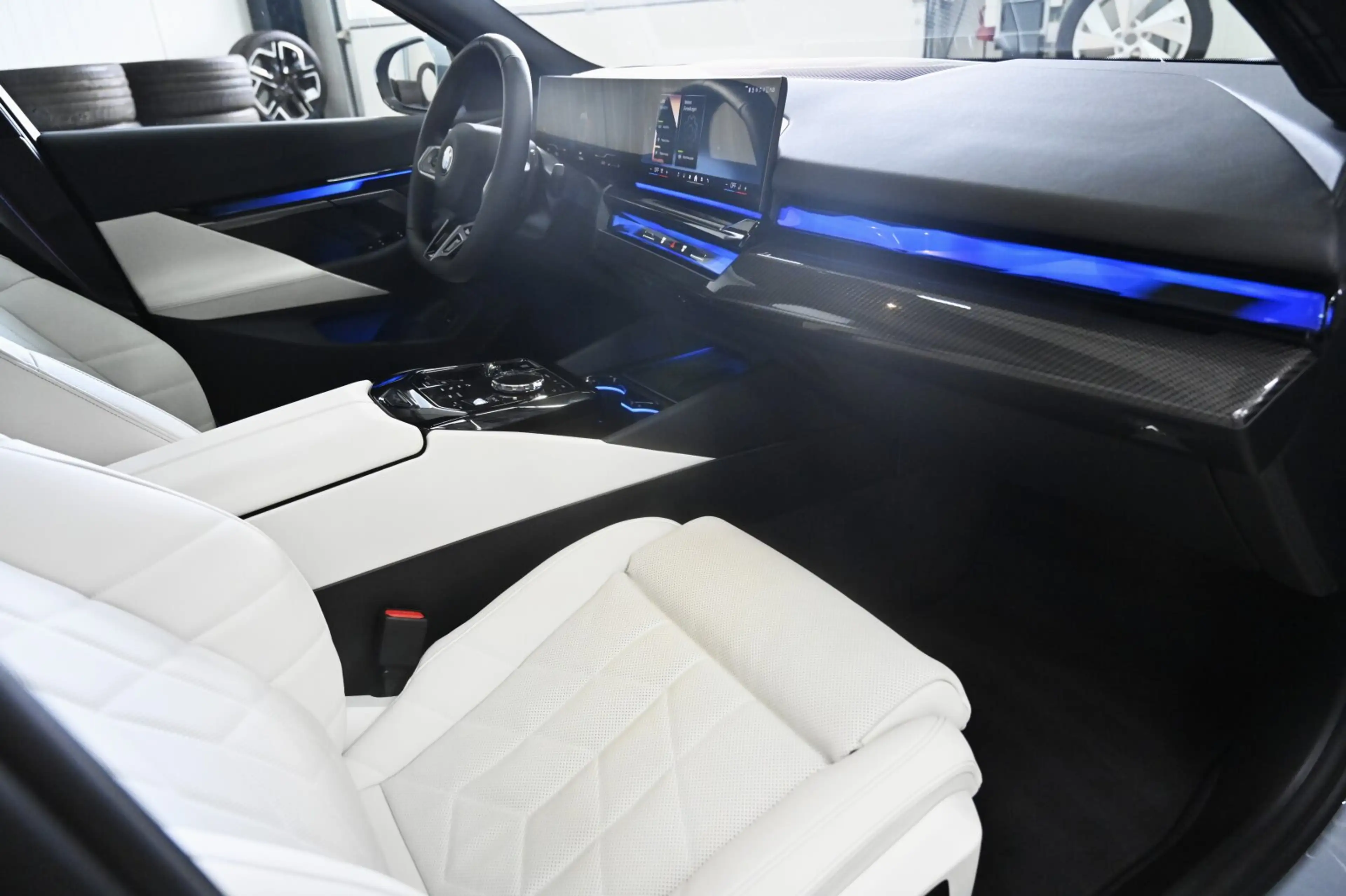 BMW 540 540d xDrive M-Sport PRO PANO*INNO*B&W*CARBON*21' — photo 7