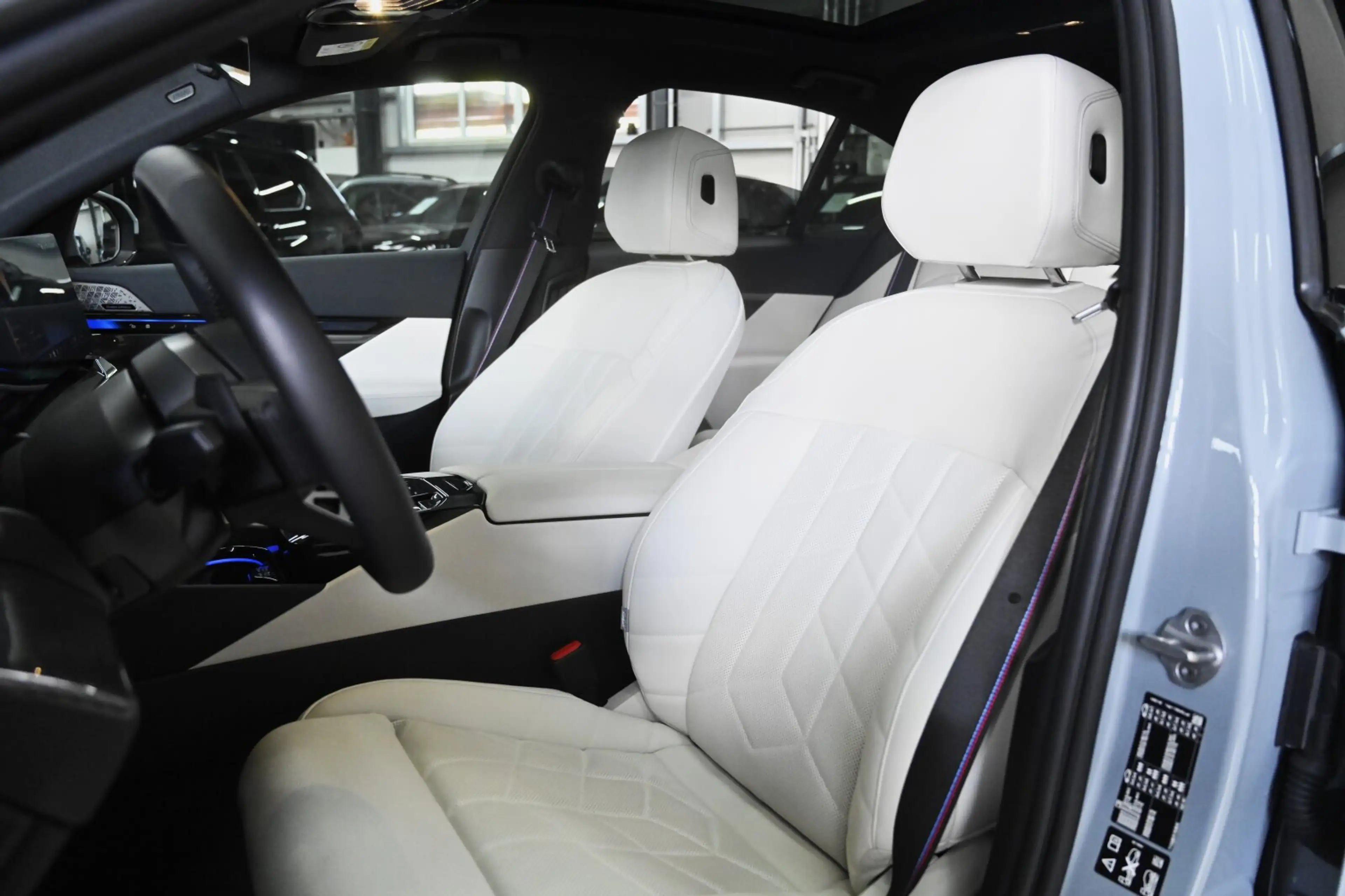 BMW 540 540d xDrive M-Sport PRO PANO*INNO*B&W*CARBON*21' — photo 9
