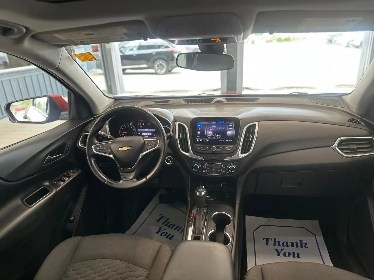 Chevrolet Equinox снимка Chevrolet Equinox