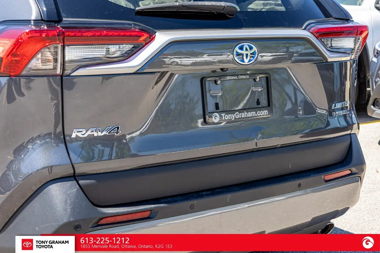 Toyota RAV 4 снимка Toyota RAV 4