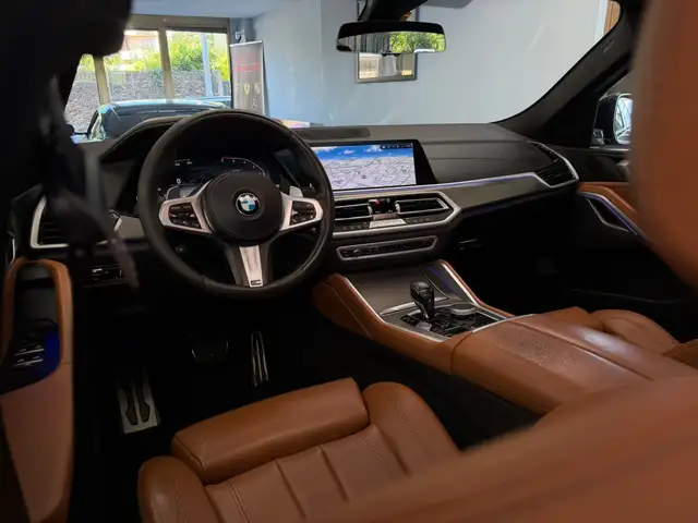 BMW X6 M view 7