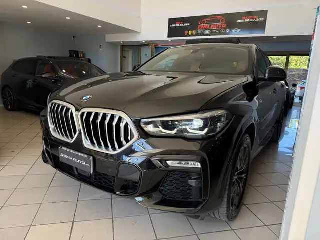 BMW X6 M view 3