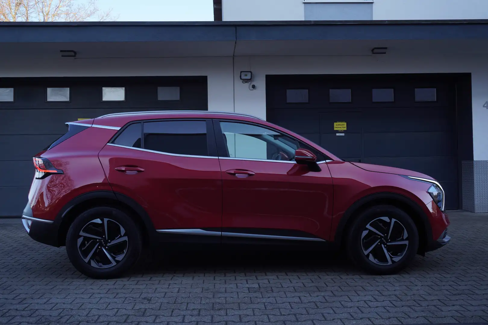 Kia Sportage 1.6 T-GDi Vision NAVI+KAMERA+ALU+1.Hd+Org.14.Tkm Rot - 2