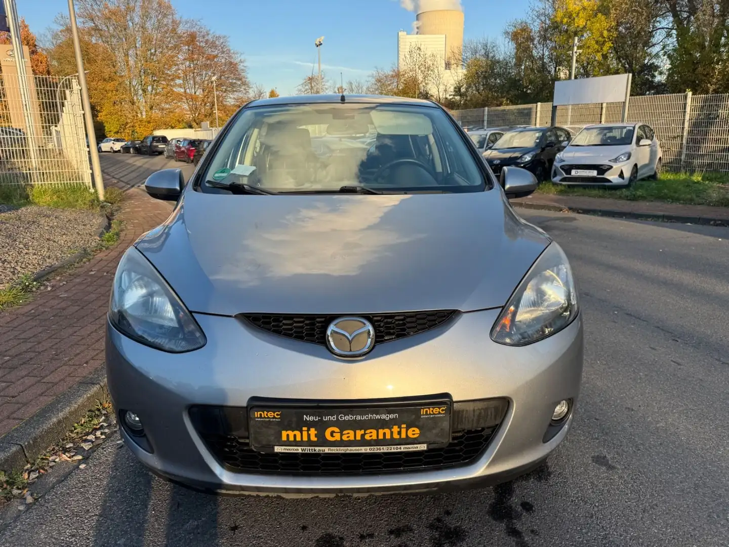 Mazda 2 1.3 2.HAND/KLIMA/5-TRG/ALU/TÜV-SERVICE-NEU! Silber - 2