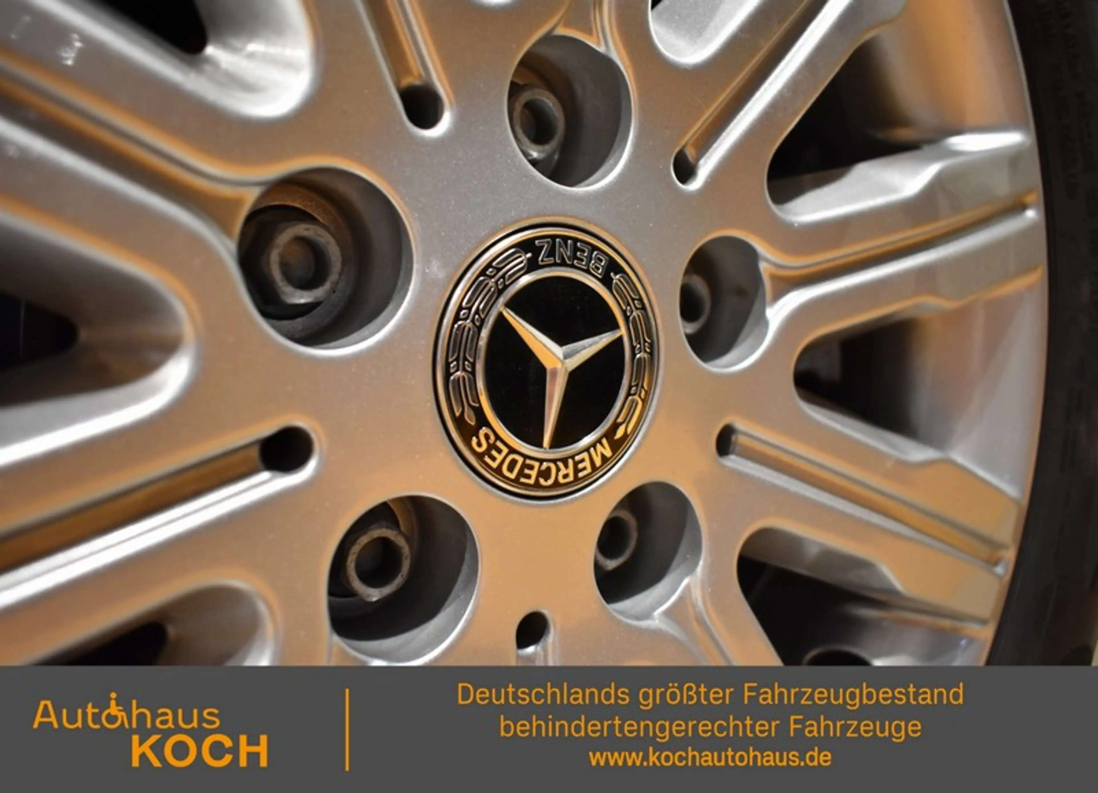 Mercedes-Benz T-Class 180 Style EU6d rollstuhlgerecht — photo 13
