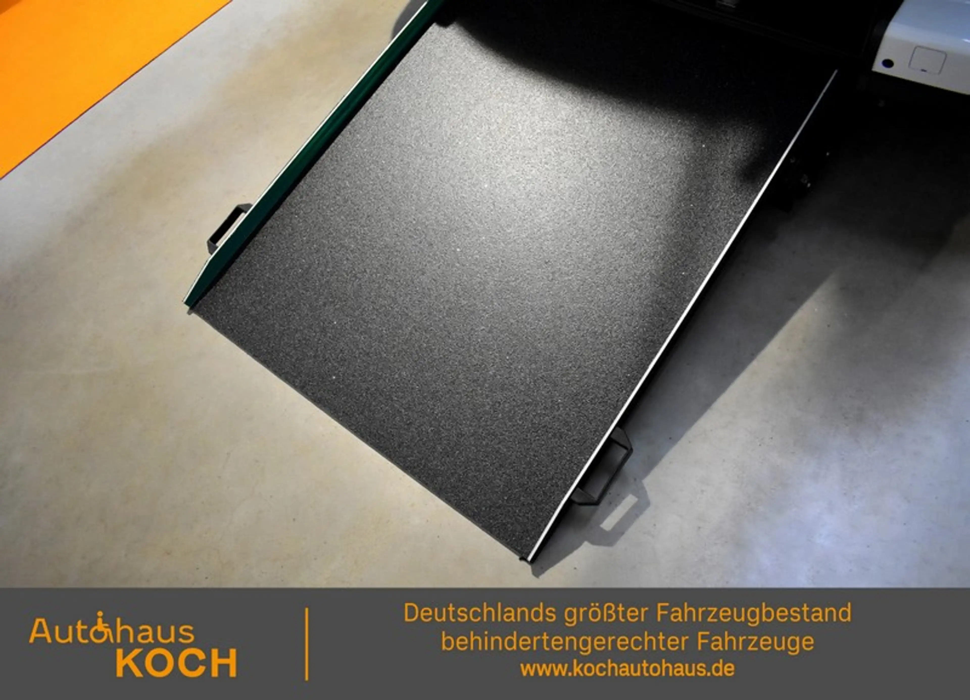 Mercedes-Benz T-Class 180 Style EU6d rollstuhlgerecht — photo 11