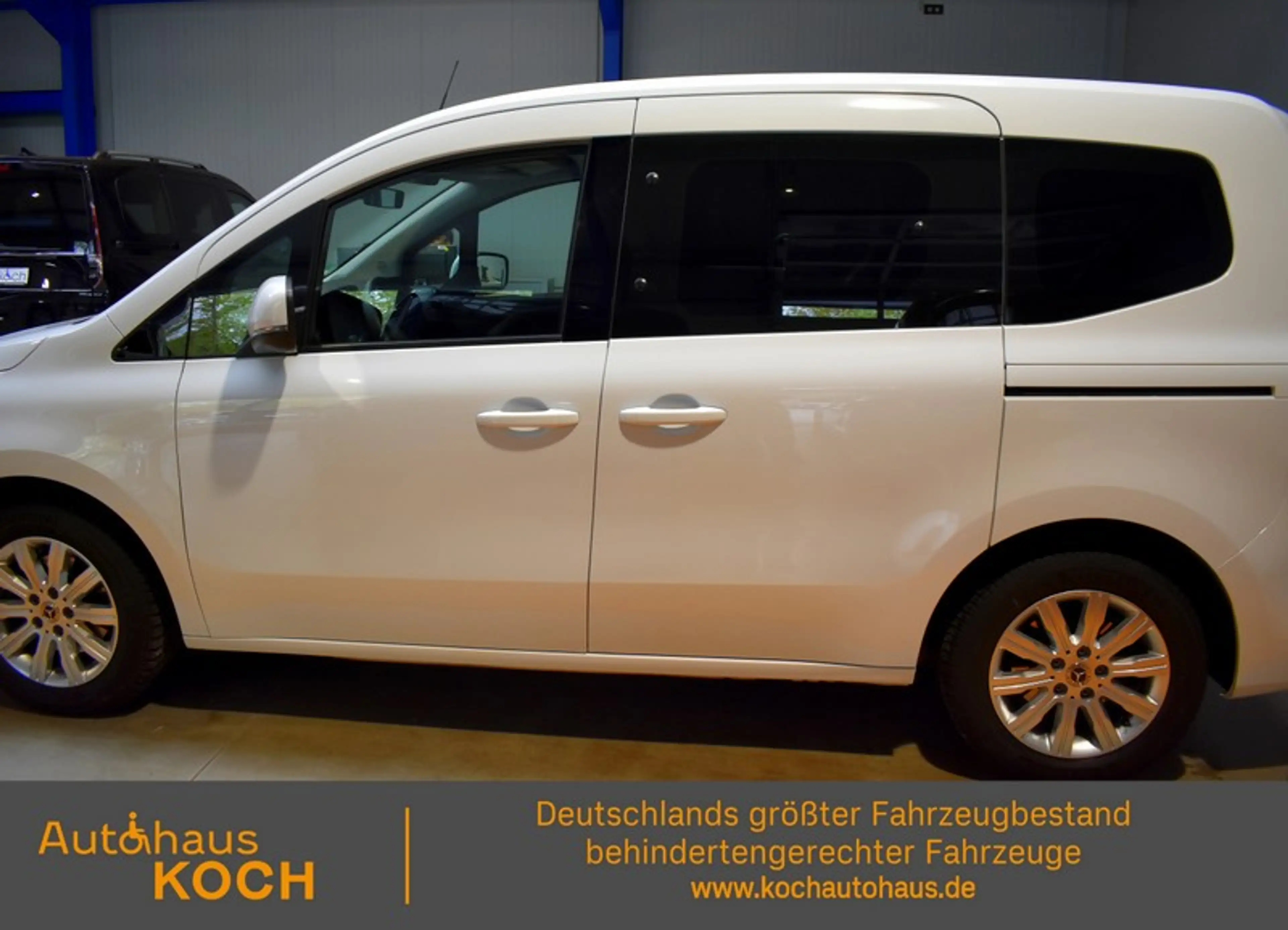 Mercedes-Benz T-Class 180 Style EU6d rollstuhlgerecht — photo 8