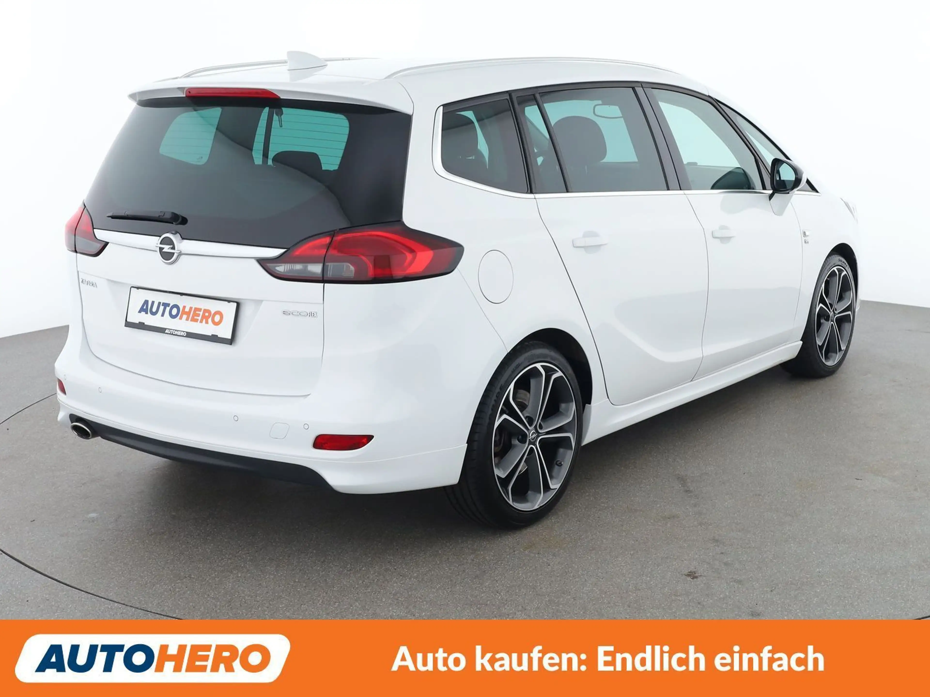 Opel Zafira Tourer 2.0 CDTI Innovation Start/Stop — photo 6