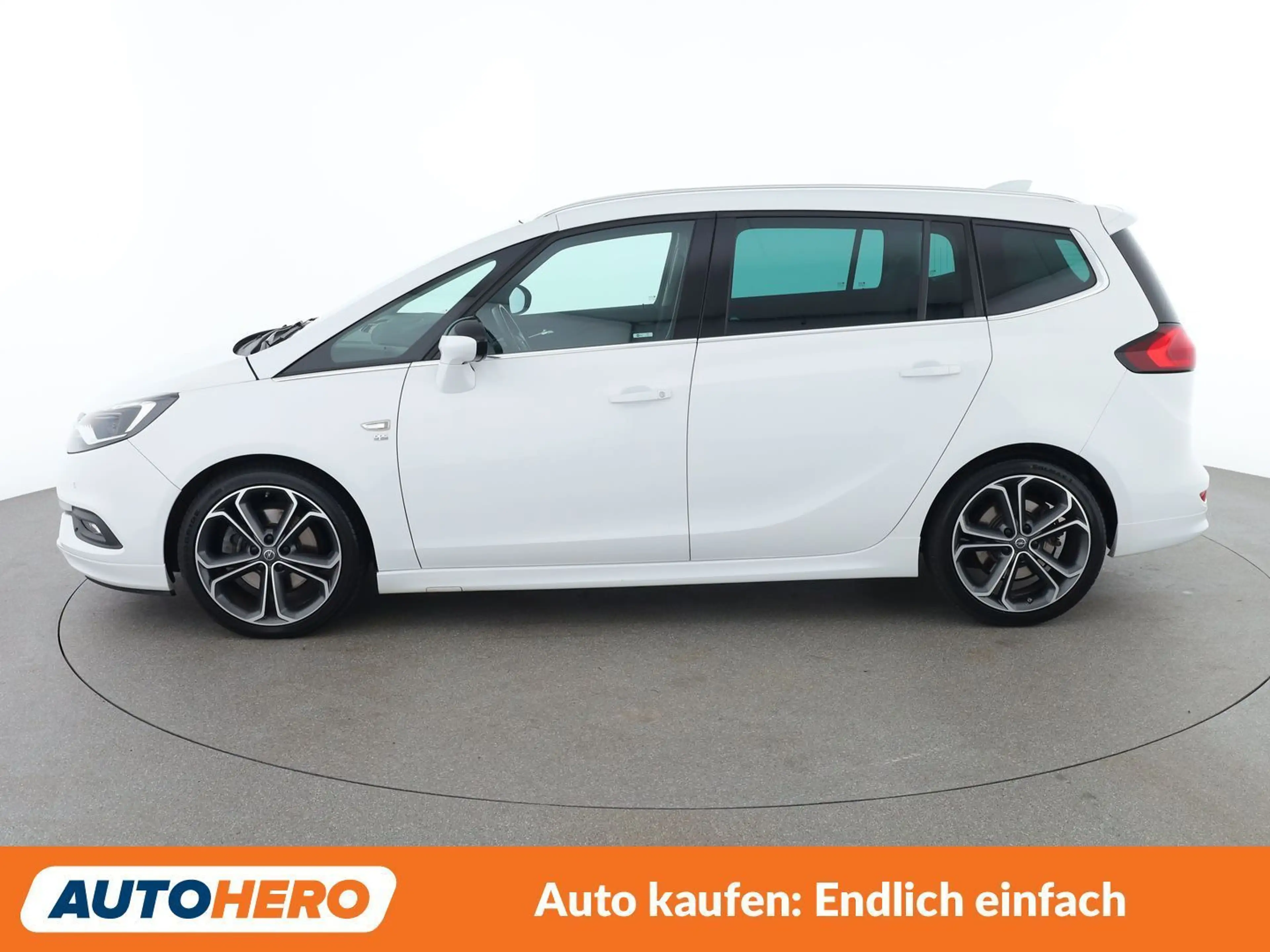Opel Zafira Tourer 2.0 CDTI Innovation Start/Stop — photo 3