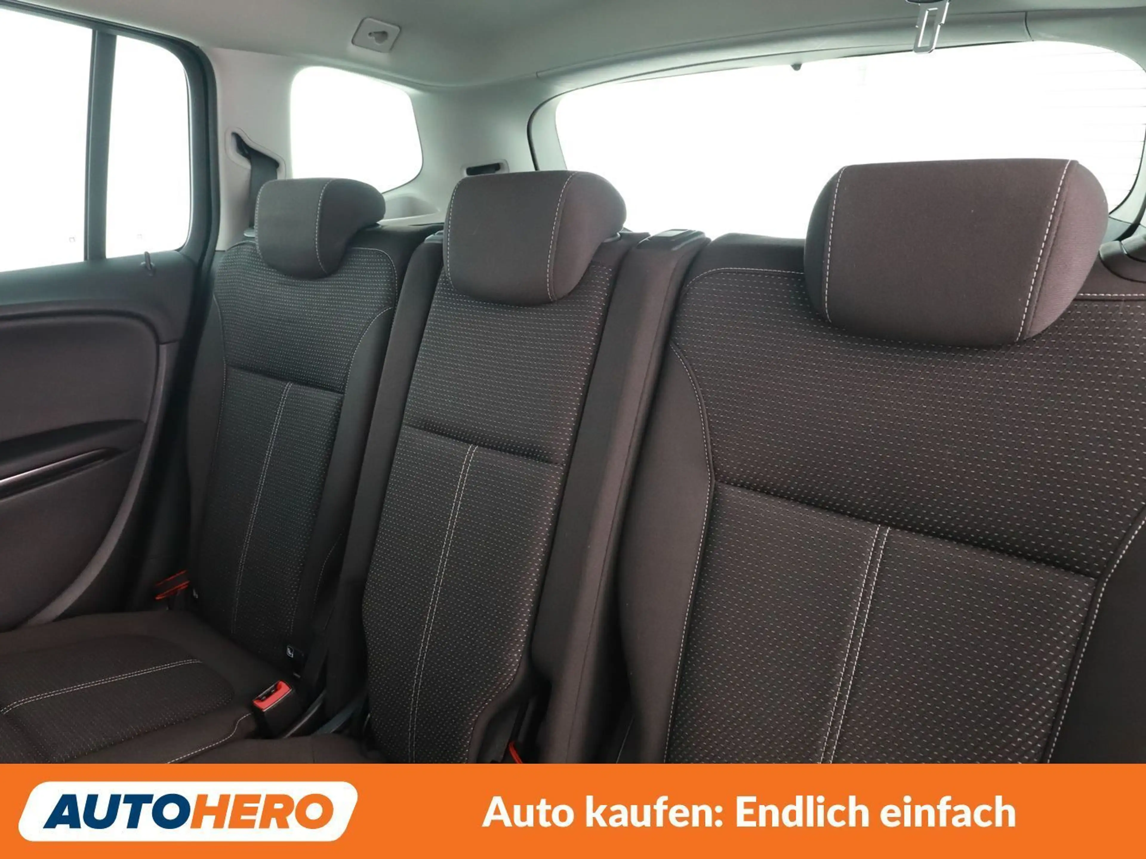 Opel Zafira Tourer 2.0 CDTI Innovation Start/Stop — photo 14