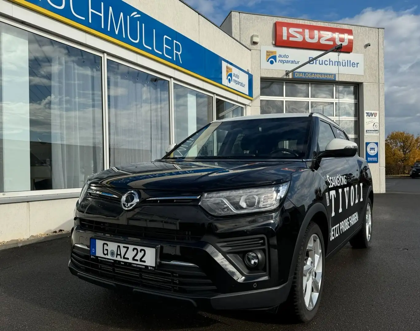 SsangYong Tivoli Fizz sehr hohe Ausstattung Schwarz - 2