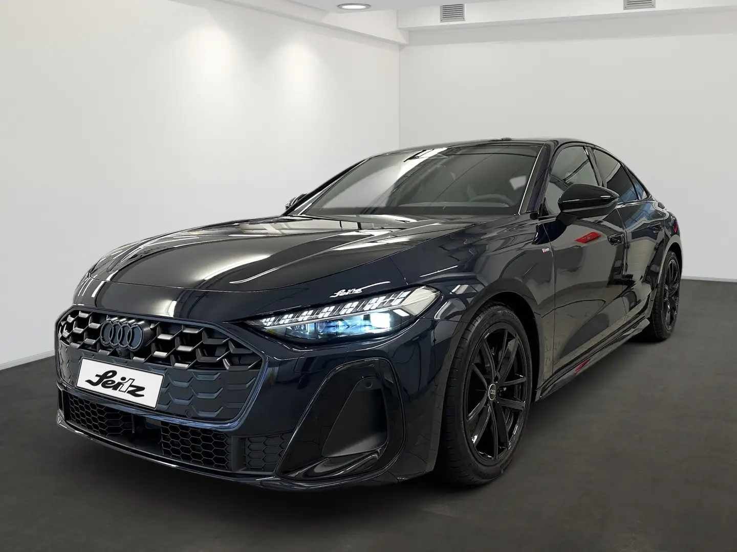 Audi A5 Limousine TDI *AHK*NAVI*KAMERA* Blau - 2