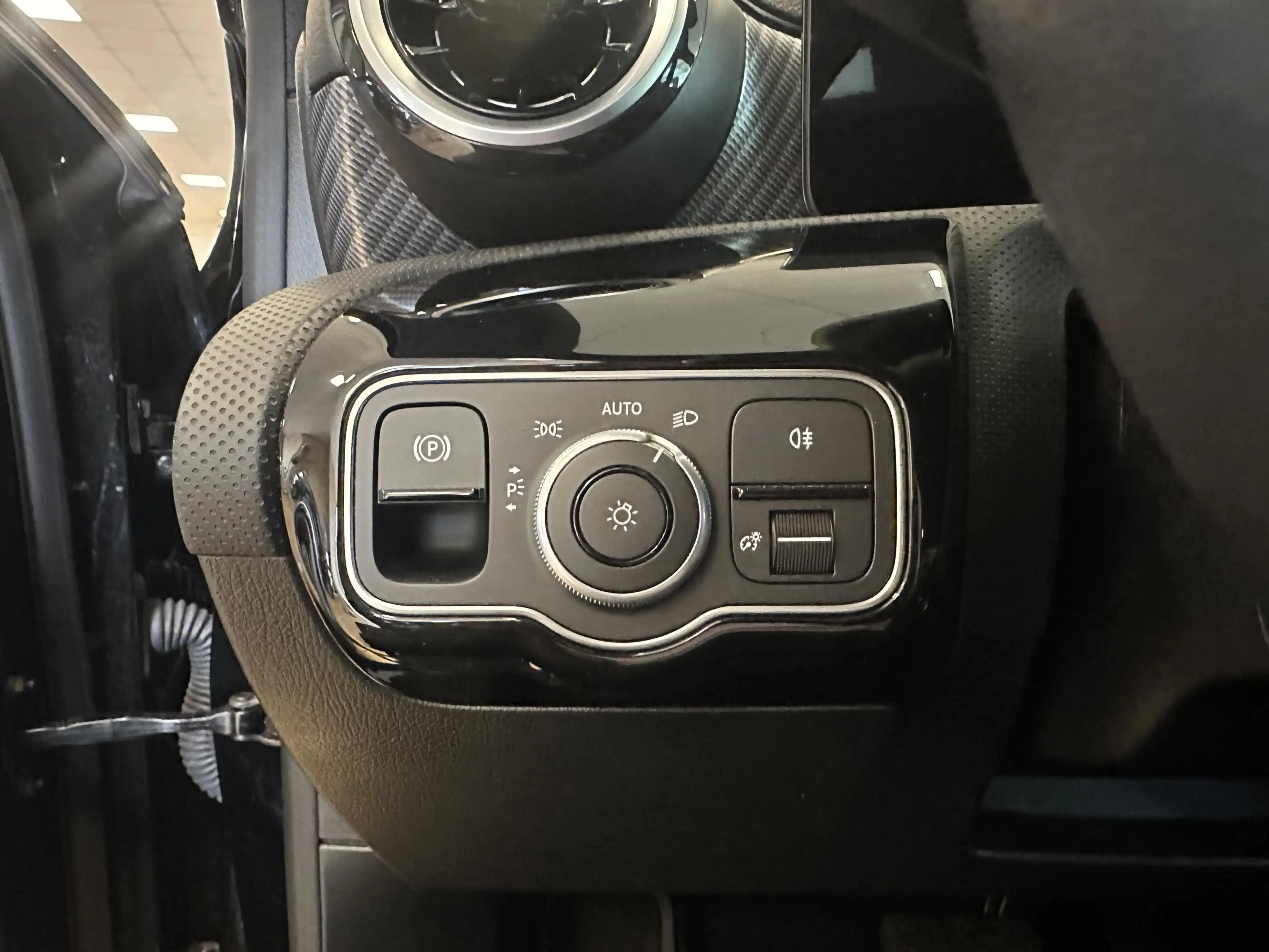 Mercedes-Benz A 220 Progressive*MBUX*S.Dach*ACC*CAM*Navi*SHZ* — photo 11