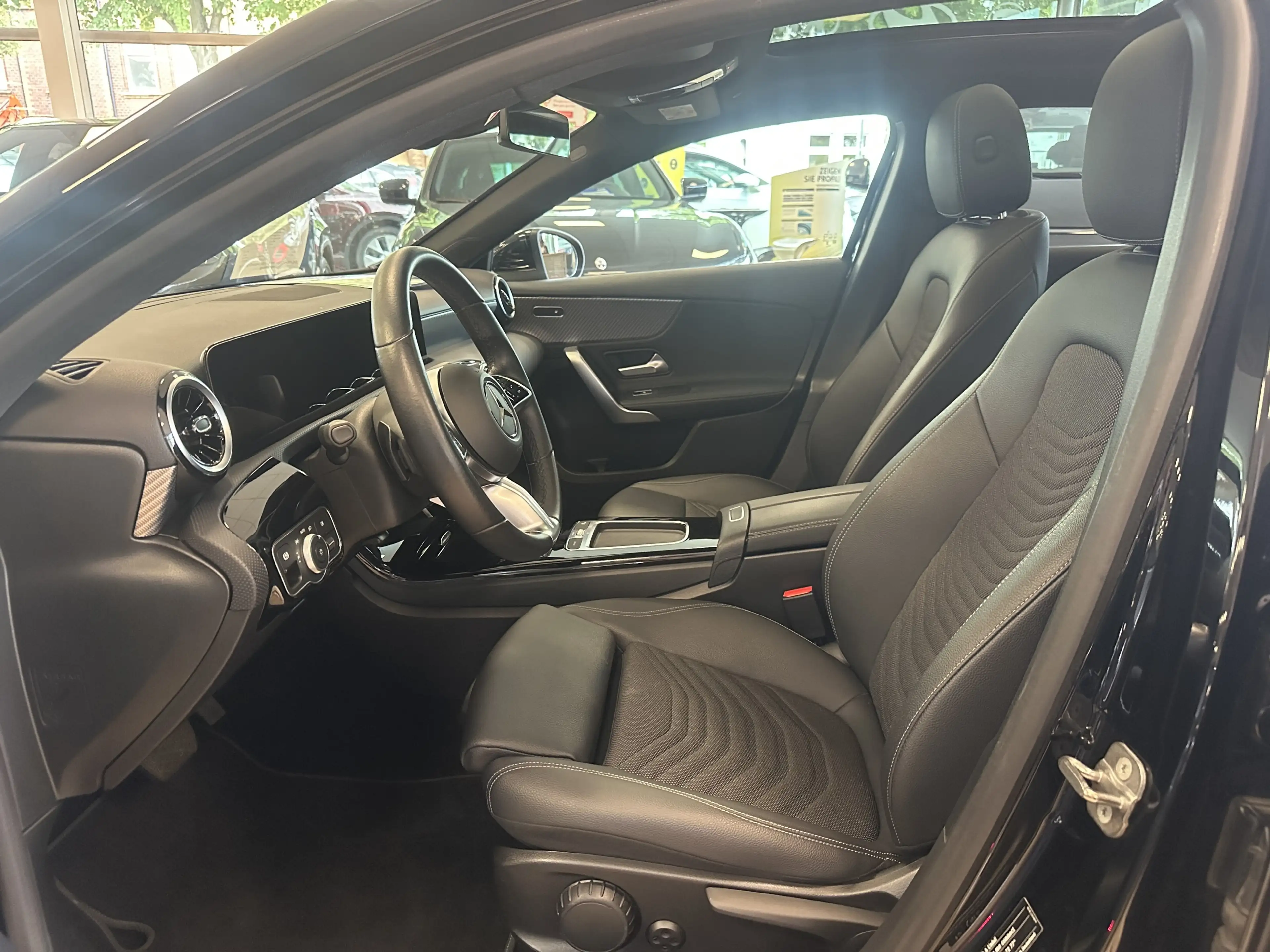 Mercedes-Benz A 220 Progressive*MBUX*S.Dach*ACC*CAM*Navi*SHZ* — photo 14