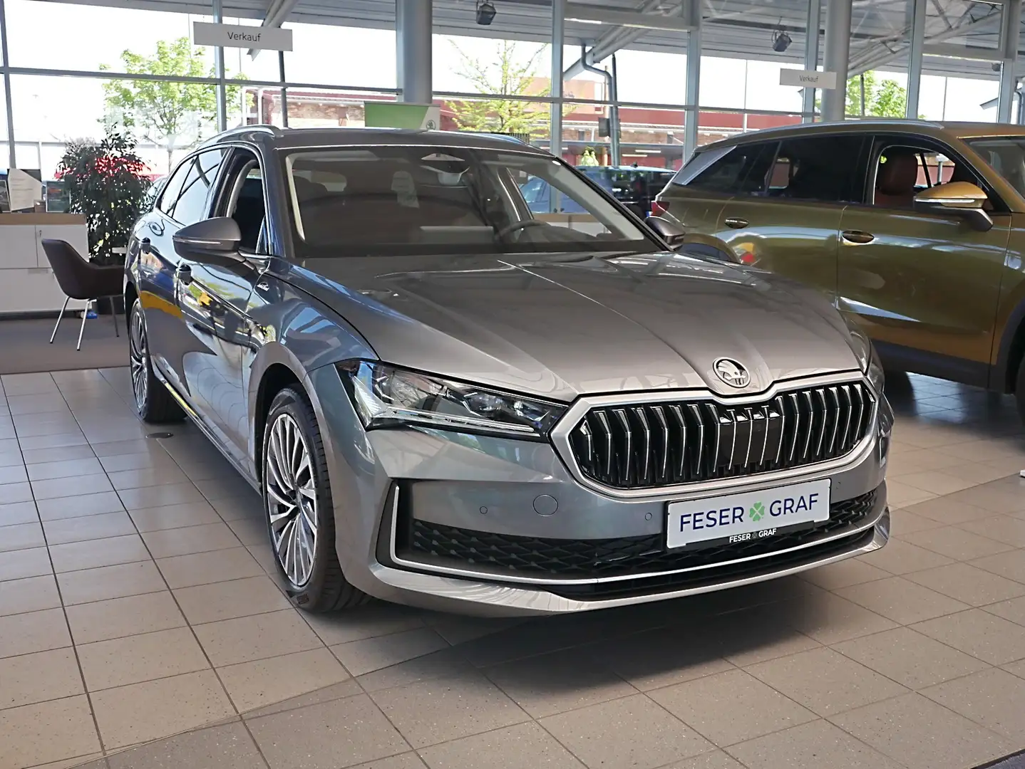 Skoda Superb L&K 1,5 TSI mHEV * RFK KLIMA AHK MATRIX CANTON* Gris - 2