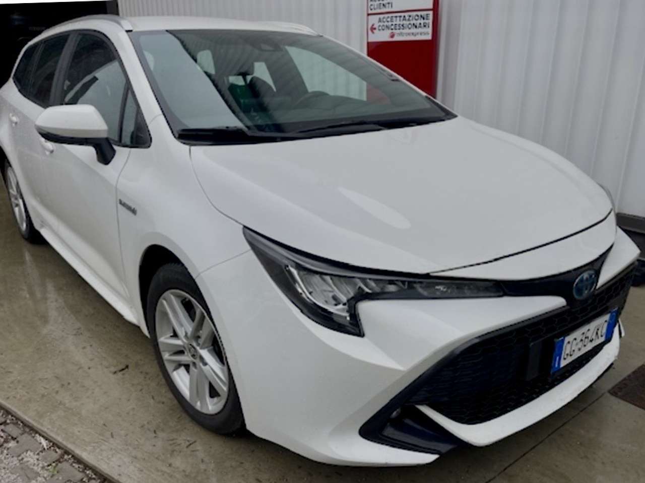 Toyota Corolla Touring Sports 1.8h Business  cvt