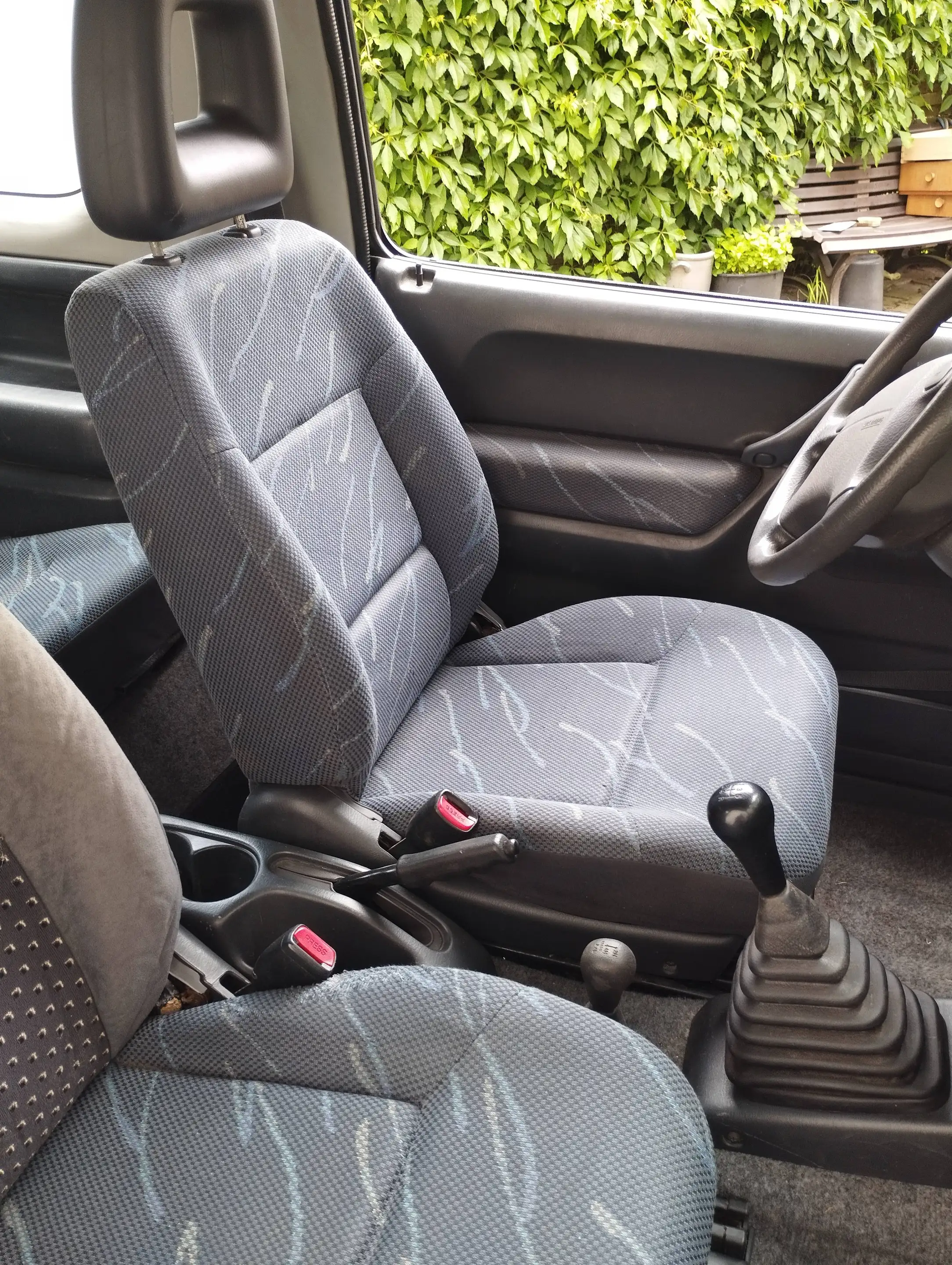 Suzuki Jimny Jimny SUV 4x4 Allrad HU/AU NEU!! — photo 7