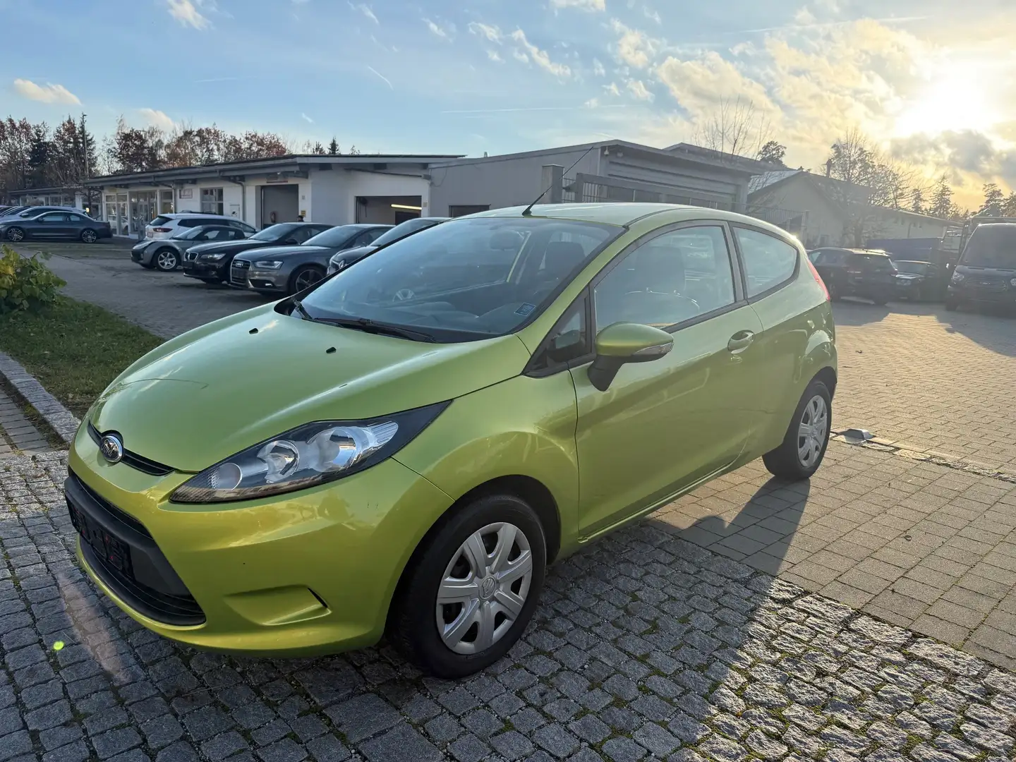 Ford Fiesta Trend - Grün - 1