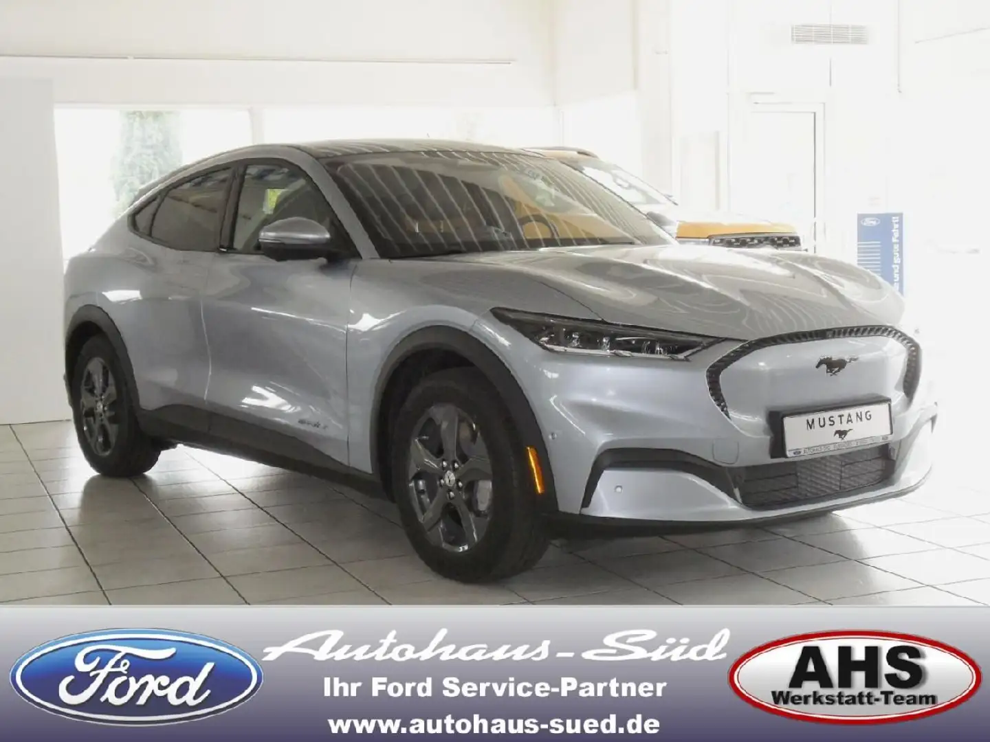 Ford Mustang Mach-E - 1