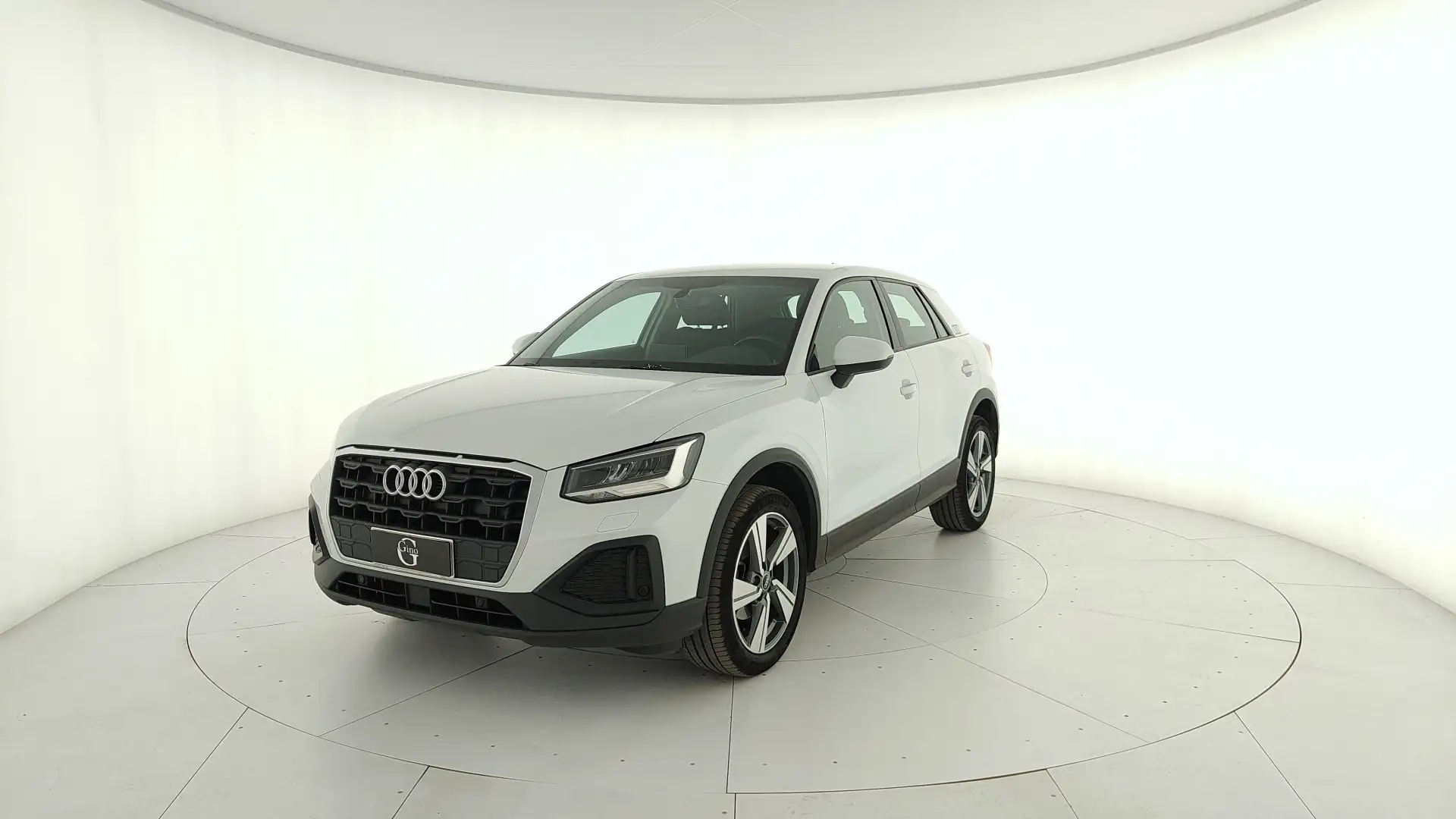 Audi Q2 I 2021 - Q2 30 2.0 tdi Admired Weiß - 1