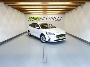 Turnier 1,5 EcoBl. SITZH*NAVI*TEMP*R-KAM*USB