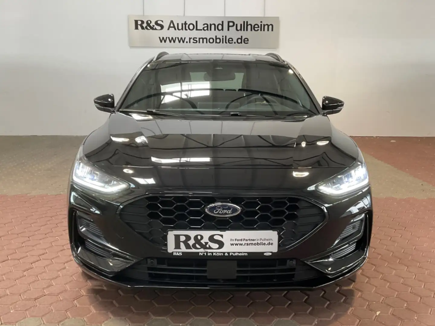 Ford Focus ST-Line Turnier+Navi+Head-UP+Kamera+LED Schwarz - 2