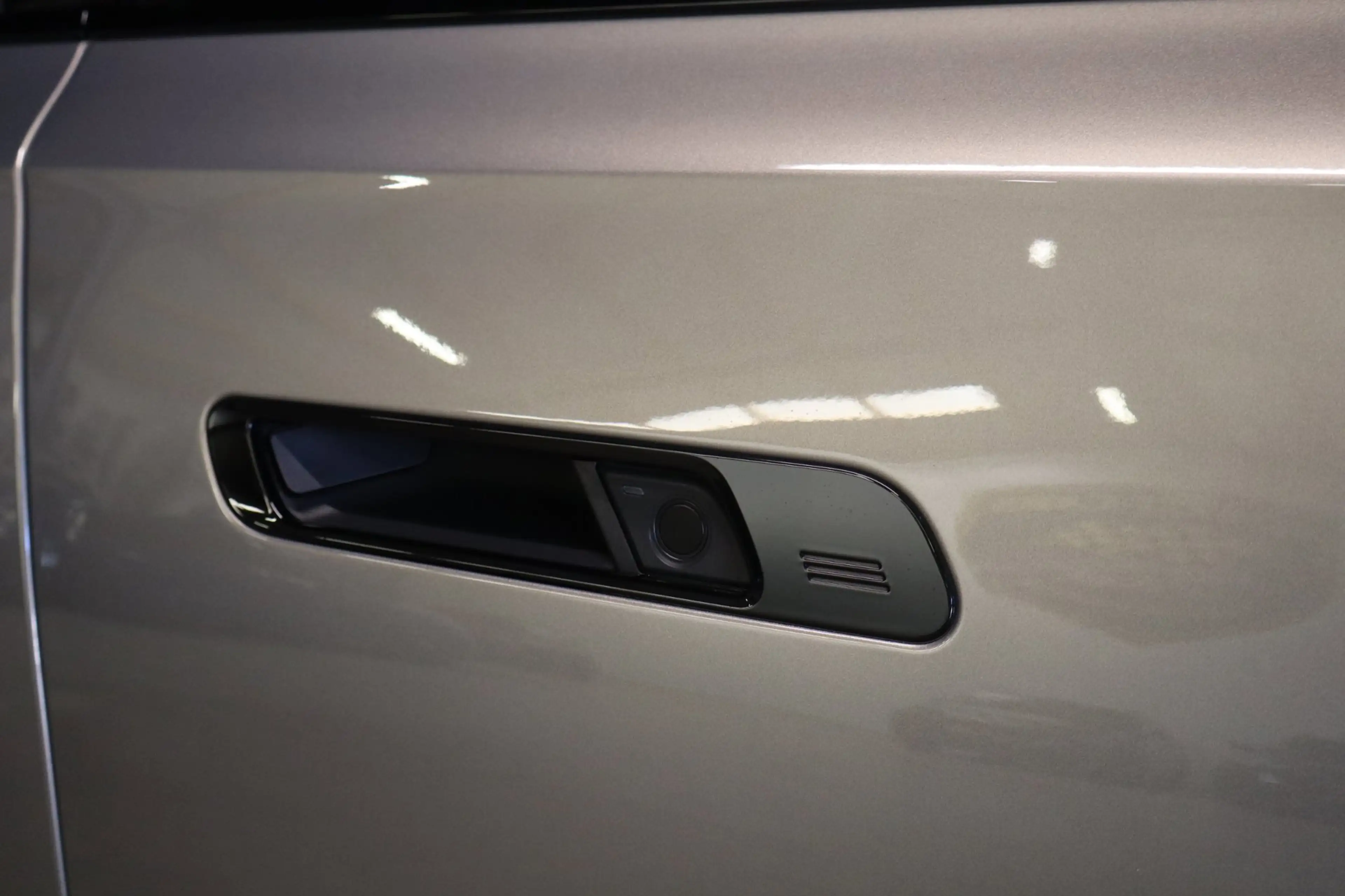 BMW 760 7-serie M760e xDrive|571 pk|Skylounge|BMW Iconic G — photo 50