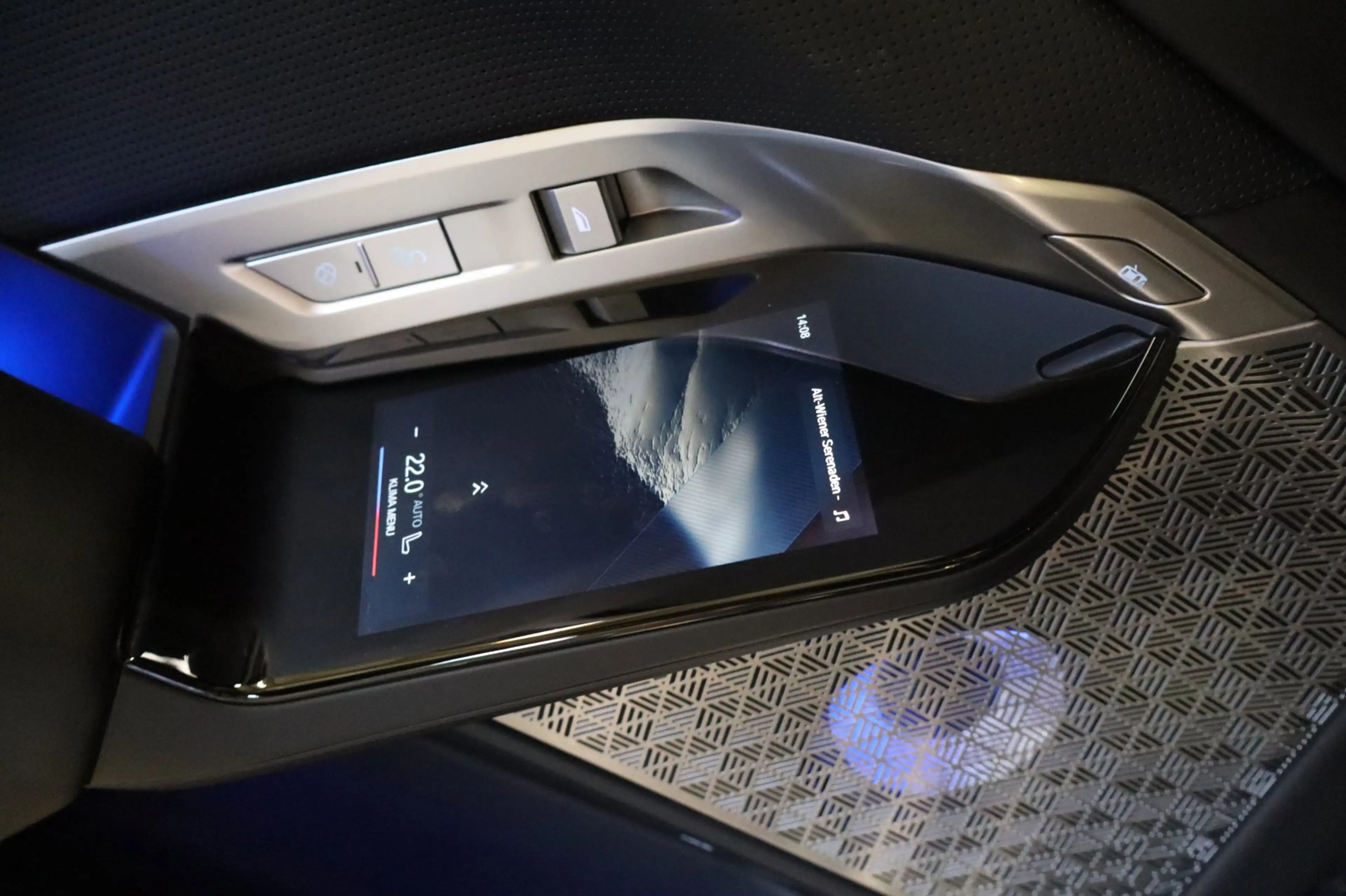 BMW 760 7-serie M760e xDrive|571 pk|Skylounge|BMW Iconic G — photo 34