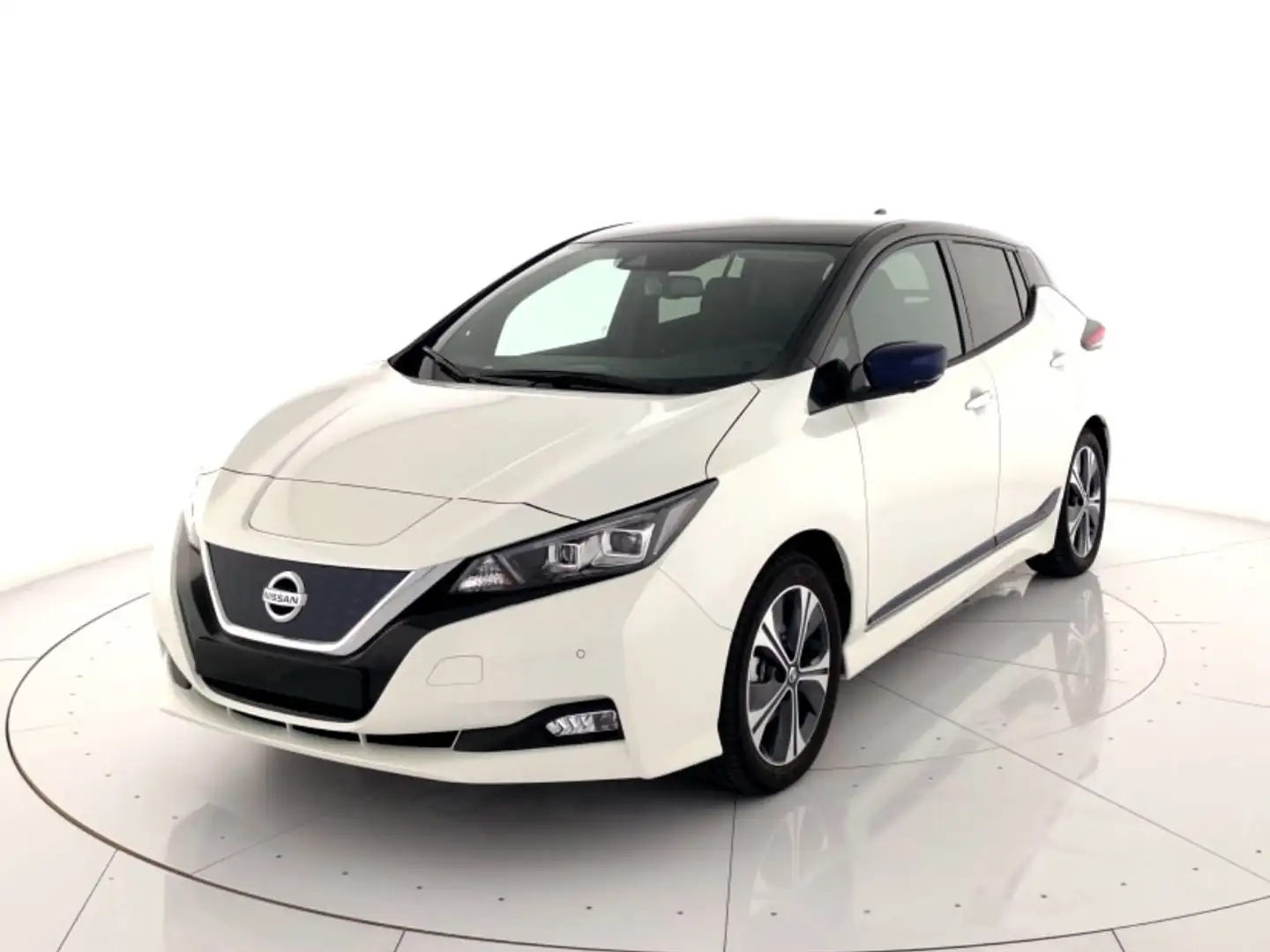 Nissan Leaf N-Connecta 40kWh 150cv my19 White - 2