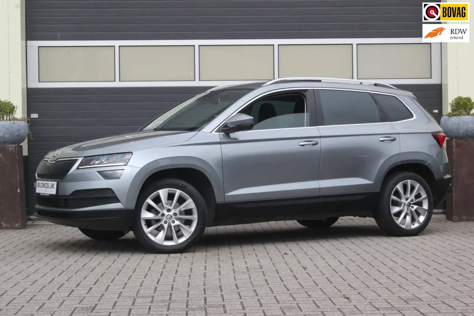 Skoda Karoq 1.5 TSI ACT Style | Trekhaak | Panoramadak | Argent - 1