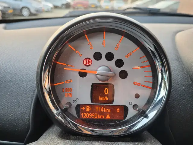 MINI Countryman view 7
