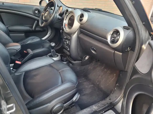 MINI Countryman view 21