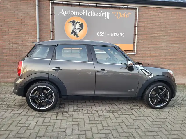 MINI Countryman view 19