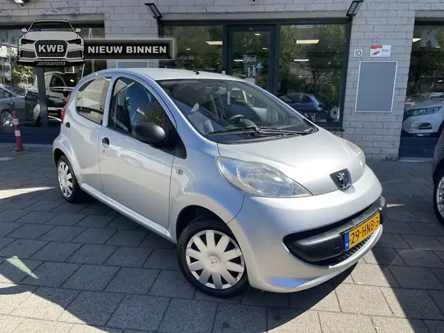 Peugeot 107