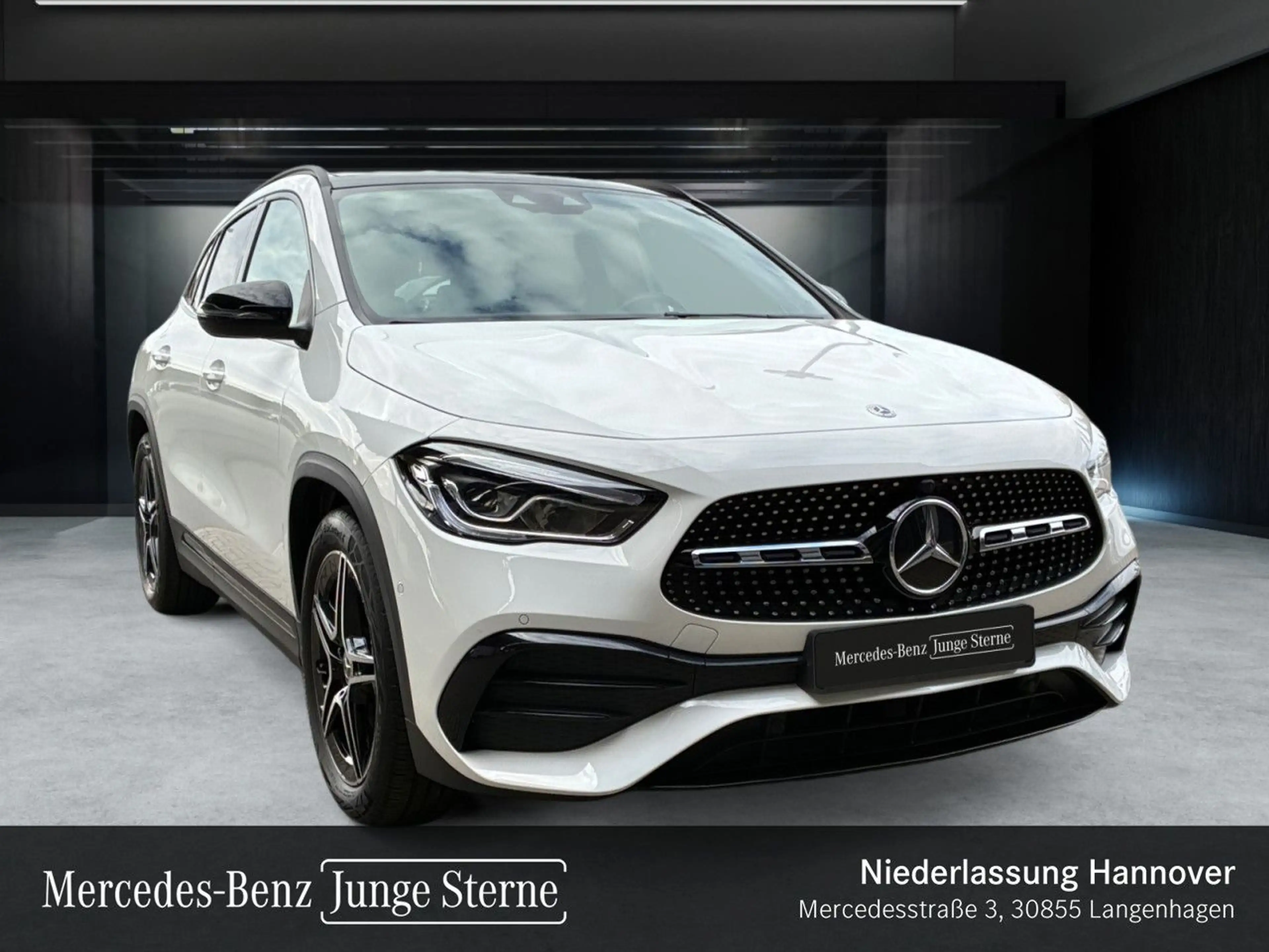 Mercedes-Benz GLA 200 AMG+NIGHT+PANO+AHK+LED+BURMESTER+KAMERA+7G — photo 2