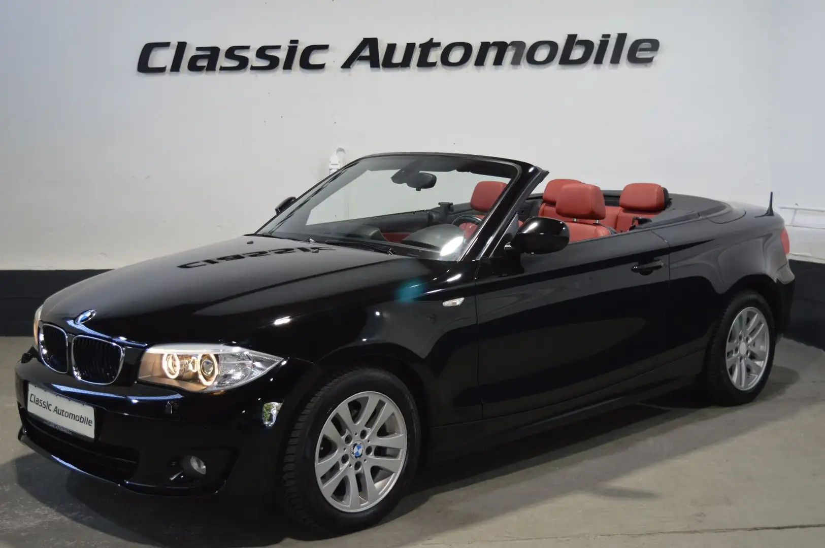 BMW 118 i Cabrio *Vollleder in rot*Klima*Tempomat* Schwarz - 1