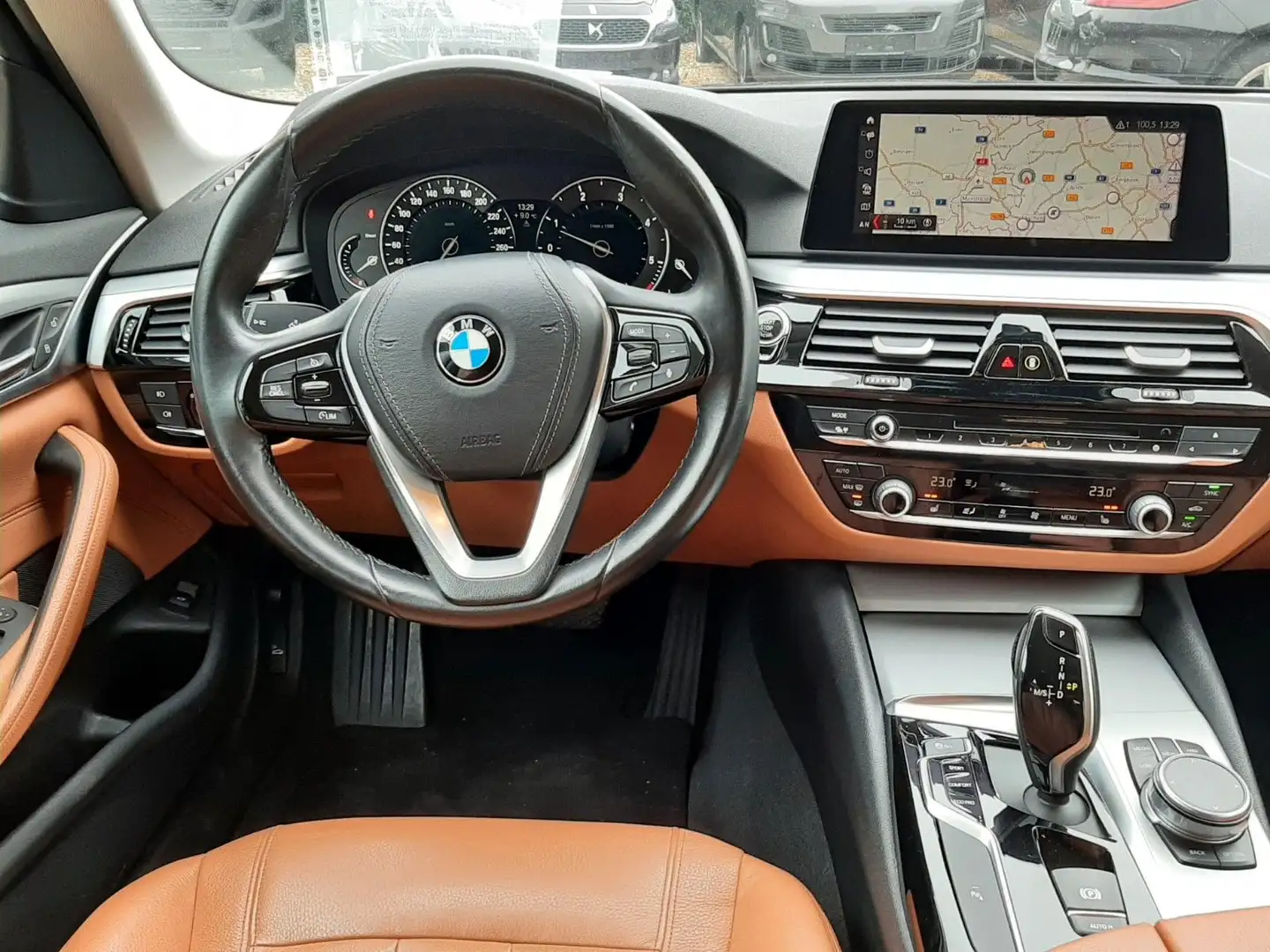 BMW 518 5 combi 2.o D Klima Automatik Face-Lift Černá - 1