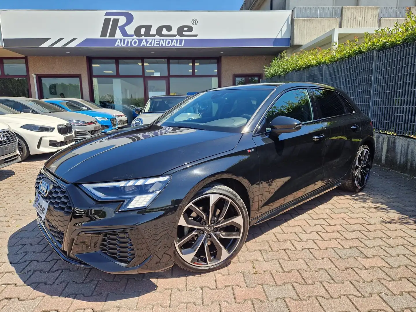 Audi A3 S line FULL VARI COLORI E ALLESTIMENTI DISPONIBILI Nero - 1