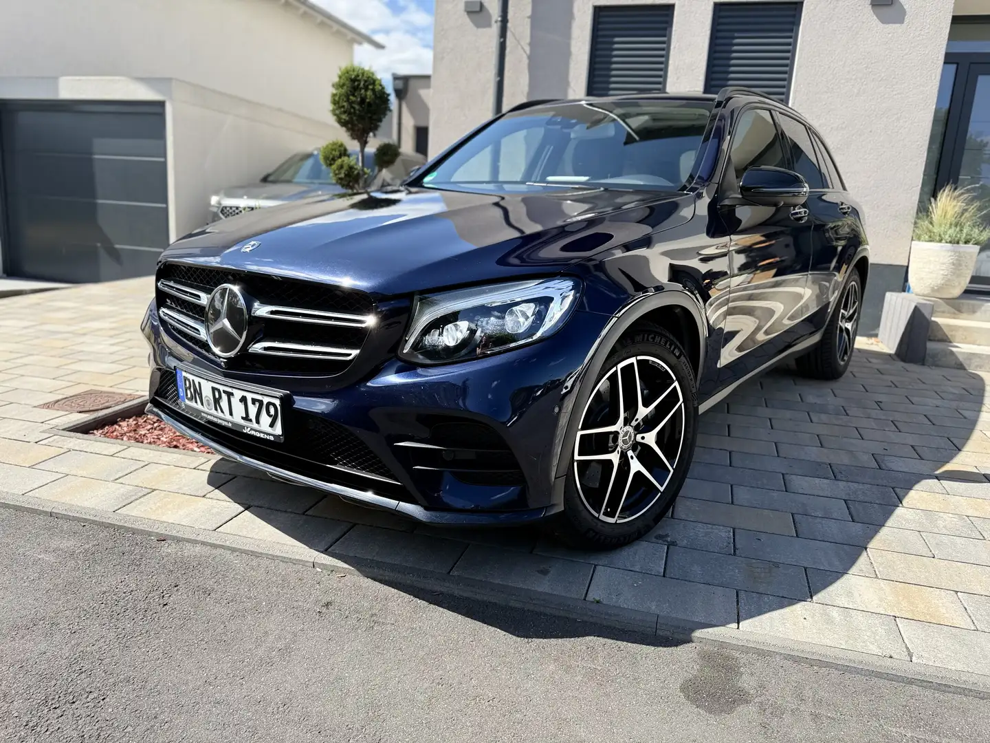 Mercedes-Benz GLC 350 GLC 350 d 4Matic (253.925) Reseviert Blau - 1