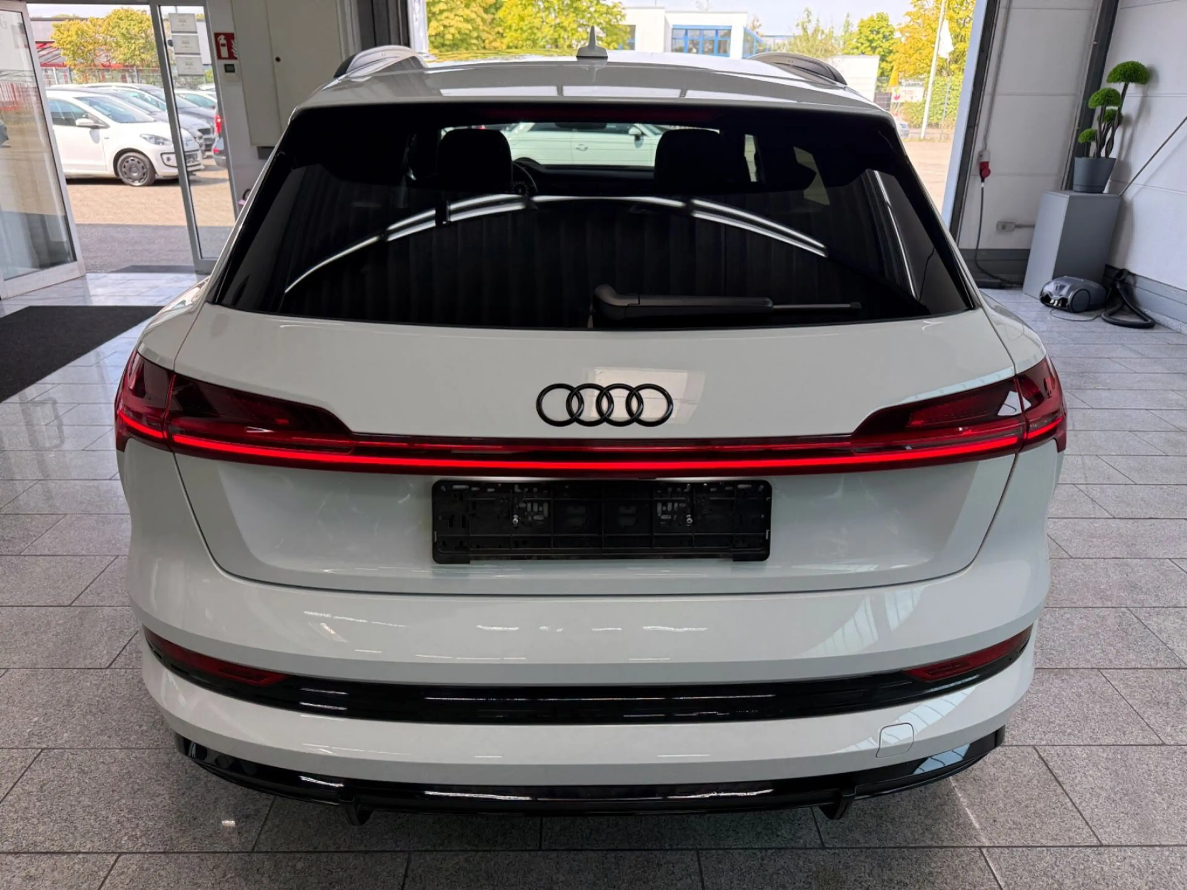 Audi e-tron 50*QUATT*S LIN*VIRT*ACC*MATR*CAM*KEYL*MMR — photo 4