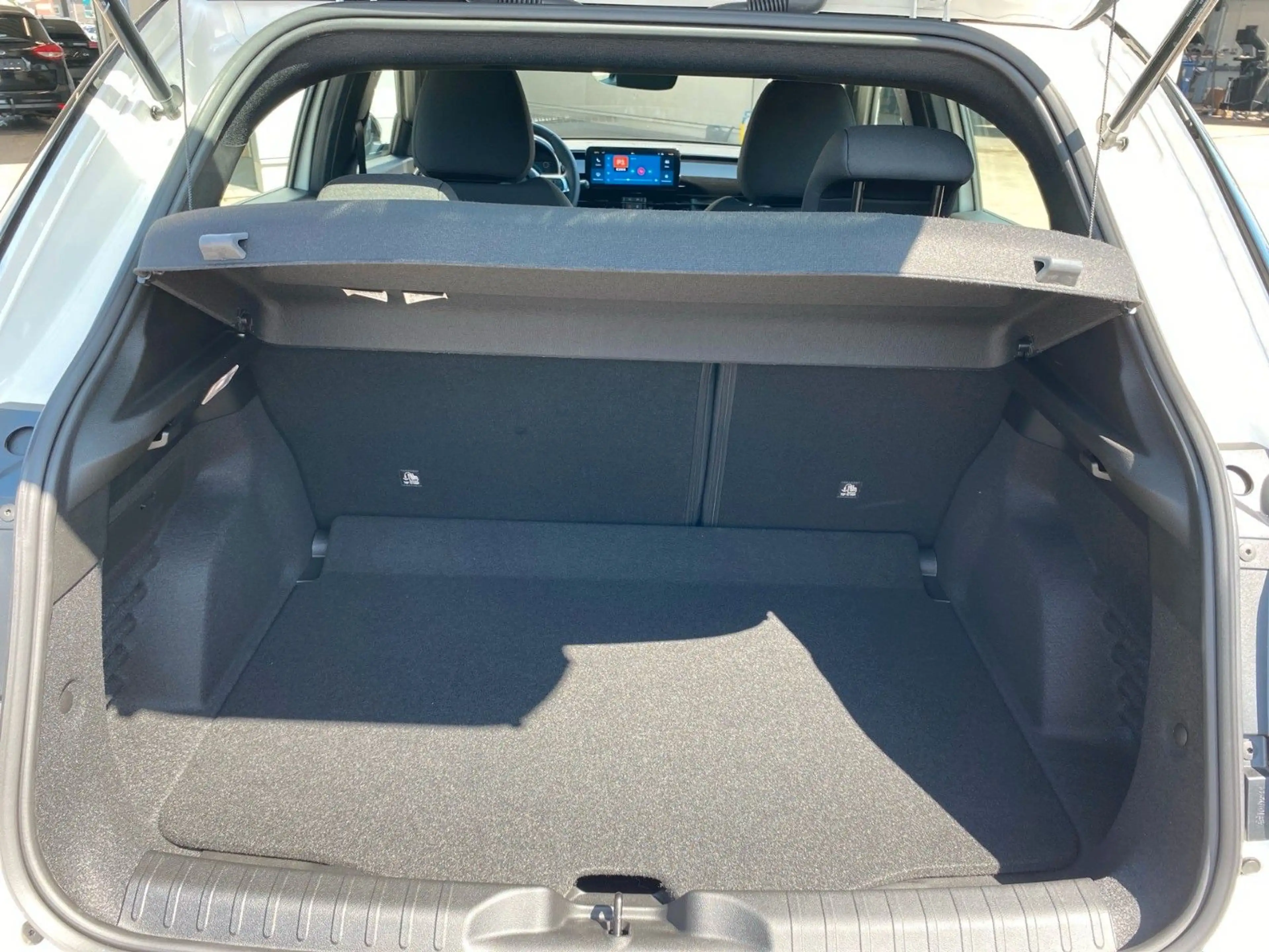 Fiat 600 1.2 Turbo Street Edition, Apple Carplay, PDC — photo 14