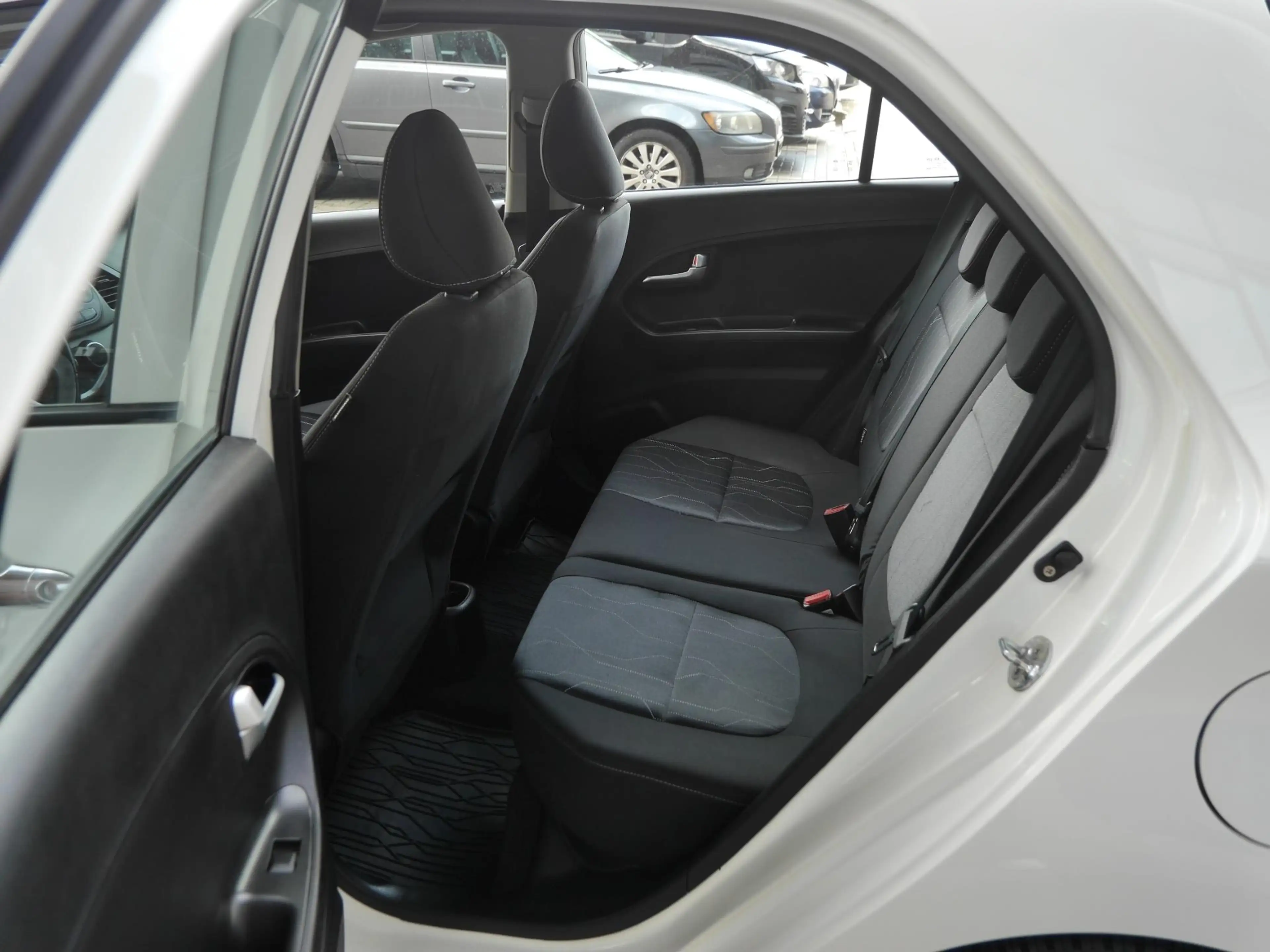Kia Picanto 1.0 CVVT BusinessLine | Airco | Bluetooth | ECO | — photo 10