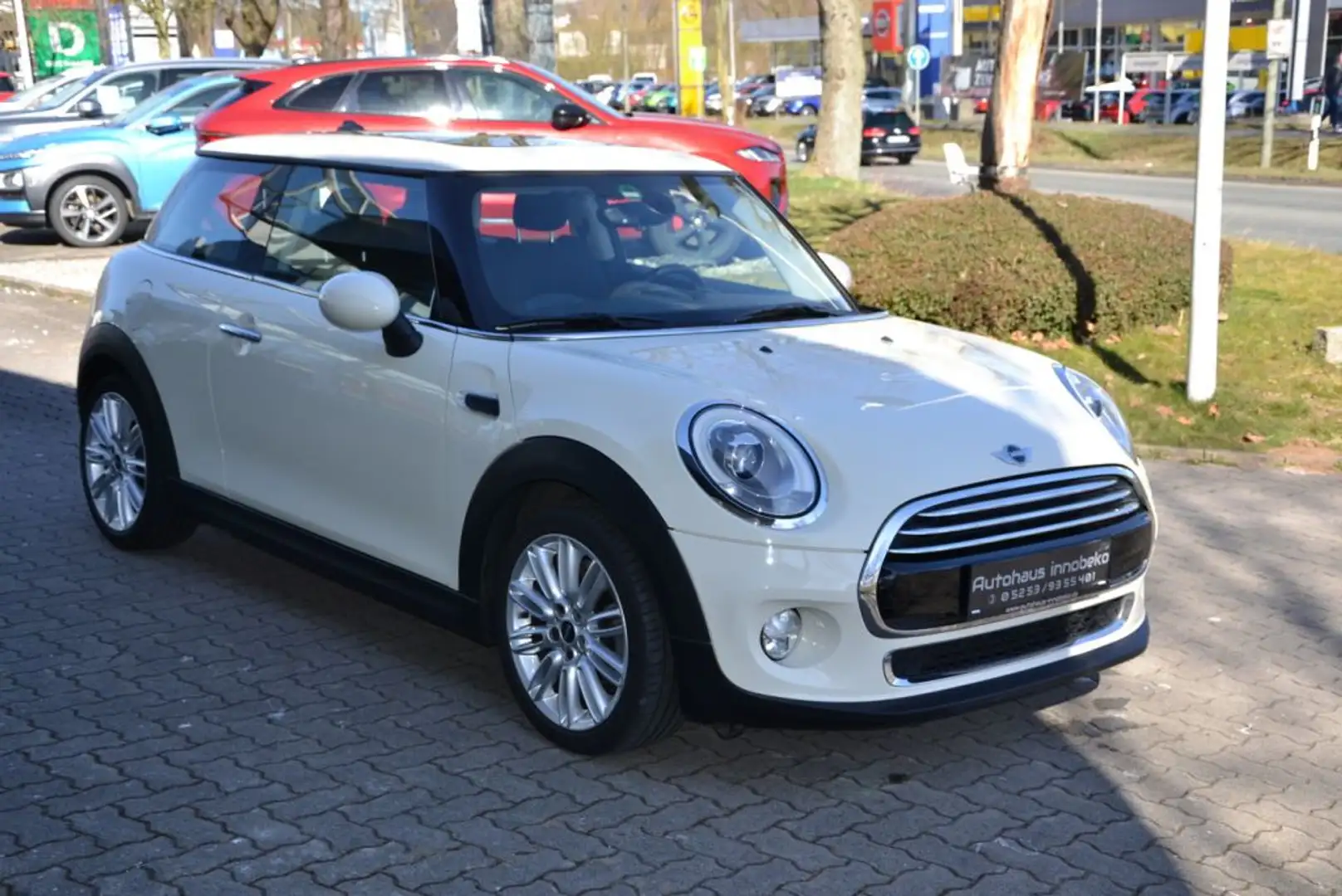 MINI Cooper D Mini Cooper D*Pano*Navi*Sitzheizung* - 2