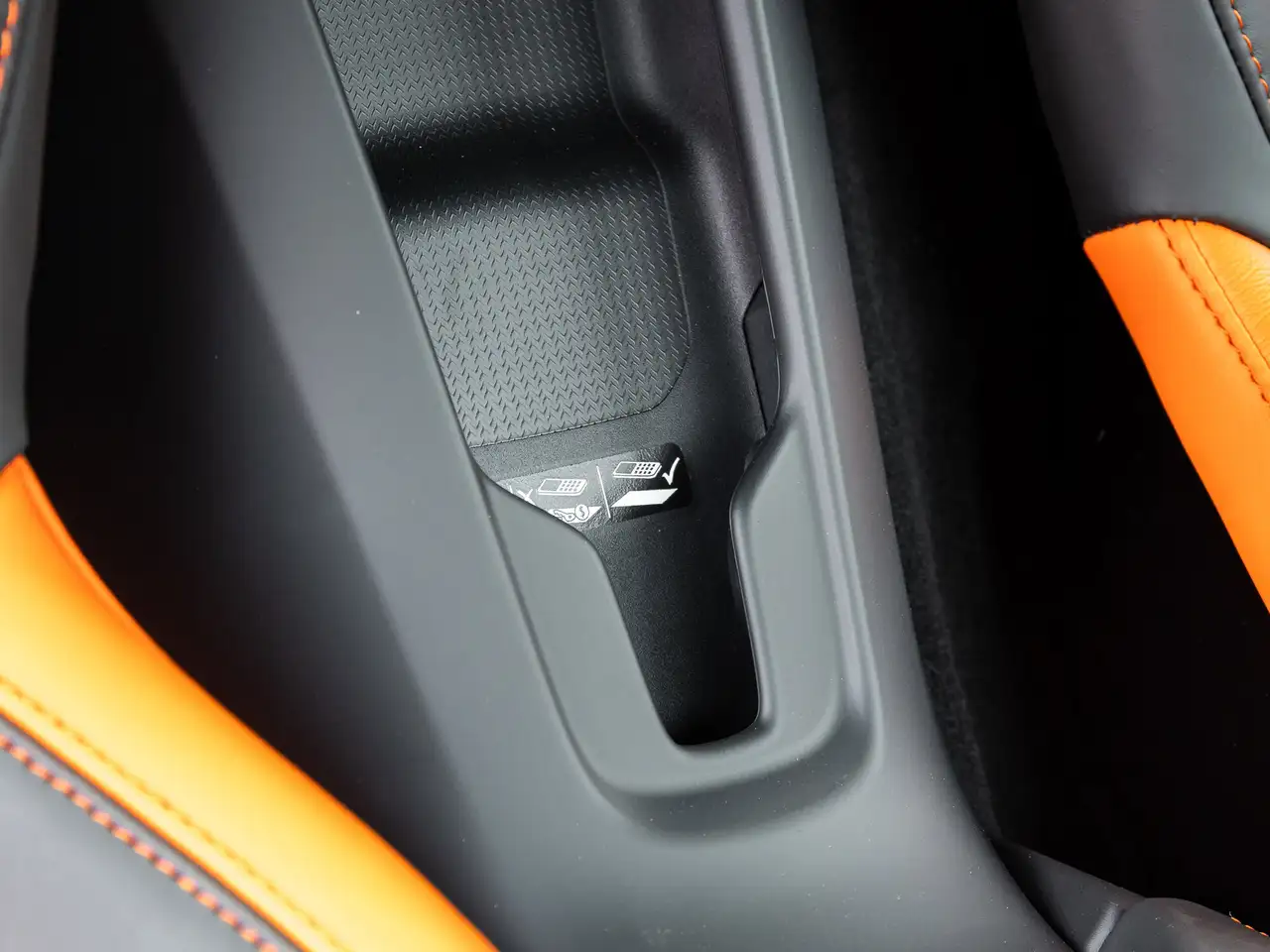 Chevrolet Corvette photo Chevrolet Corvette