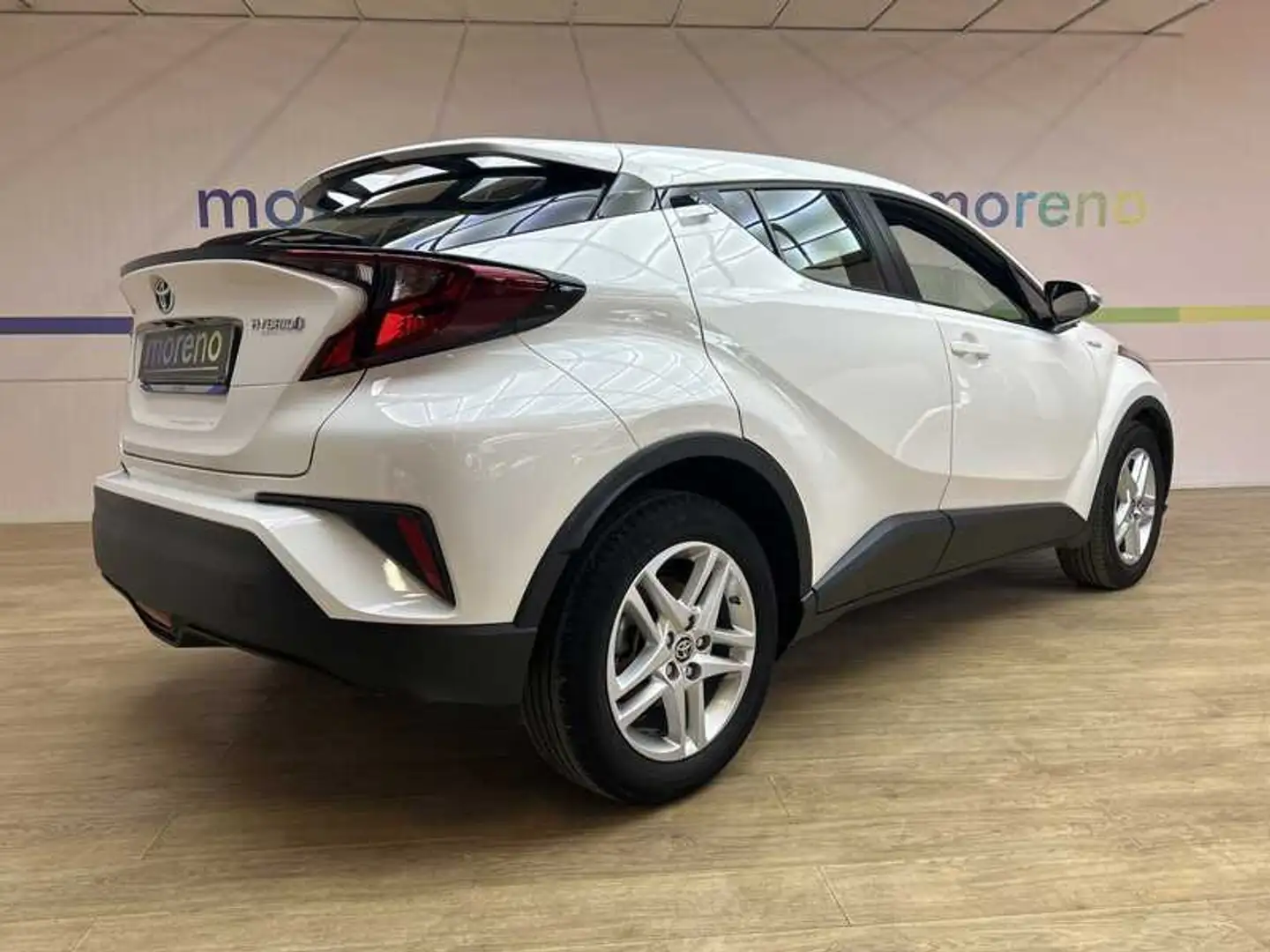 Toyota C-HR 1.8h Active E-CVT Bianco - 2