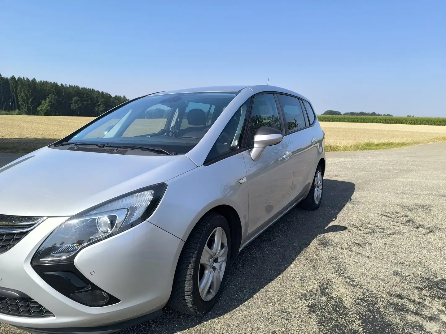 Opel Zafira Tourer 2.0 CDTI Automatik Active - 1