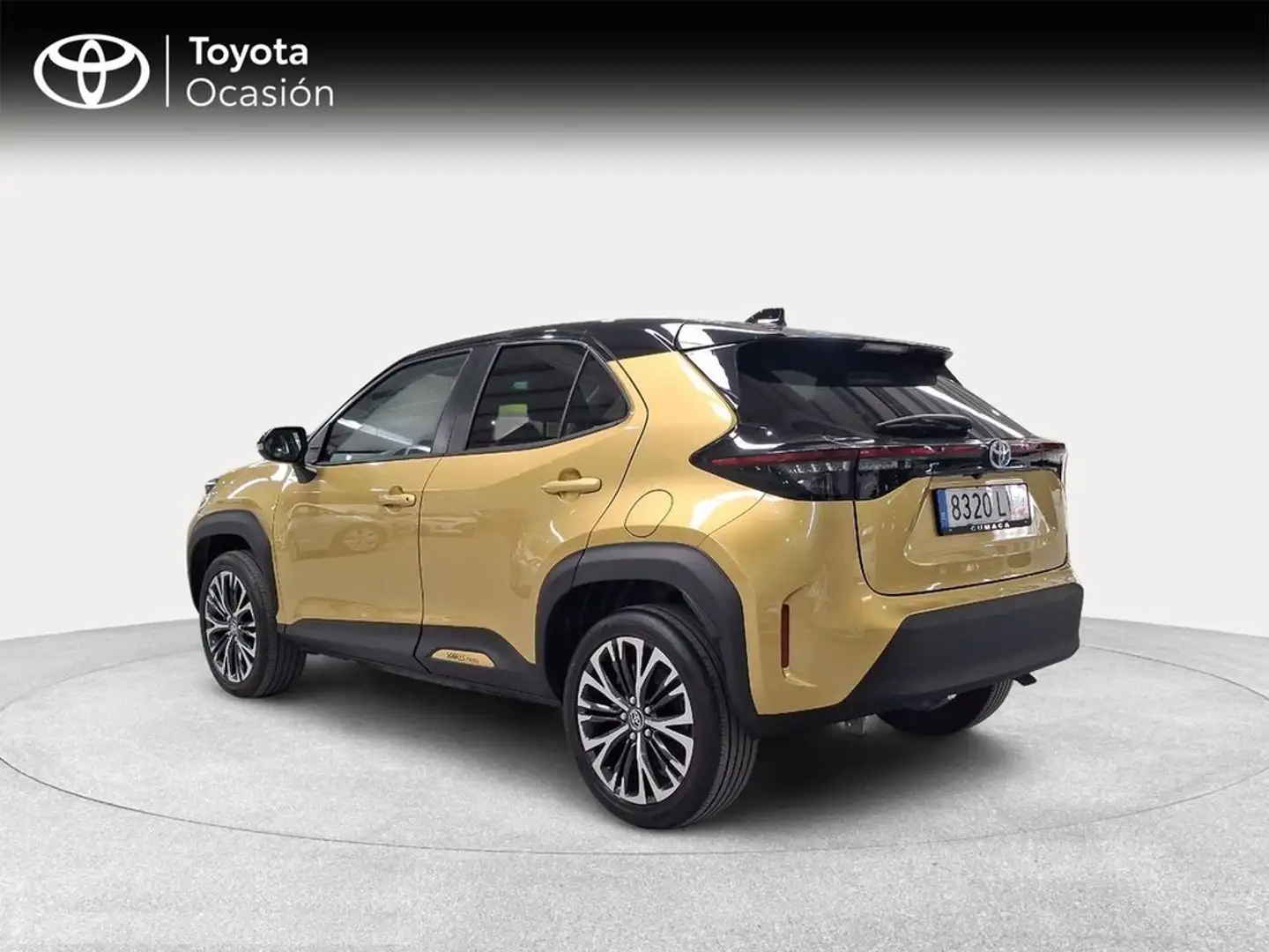 Toyota Yaris Cross 120H Style Bi-Tono Jaune - 2