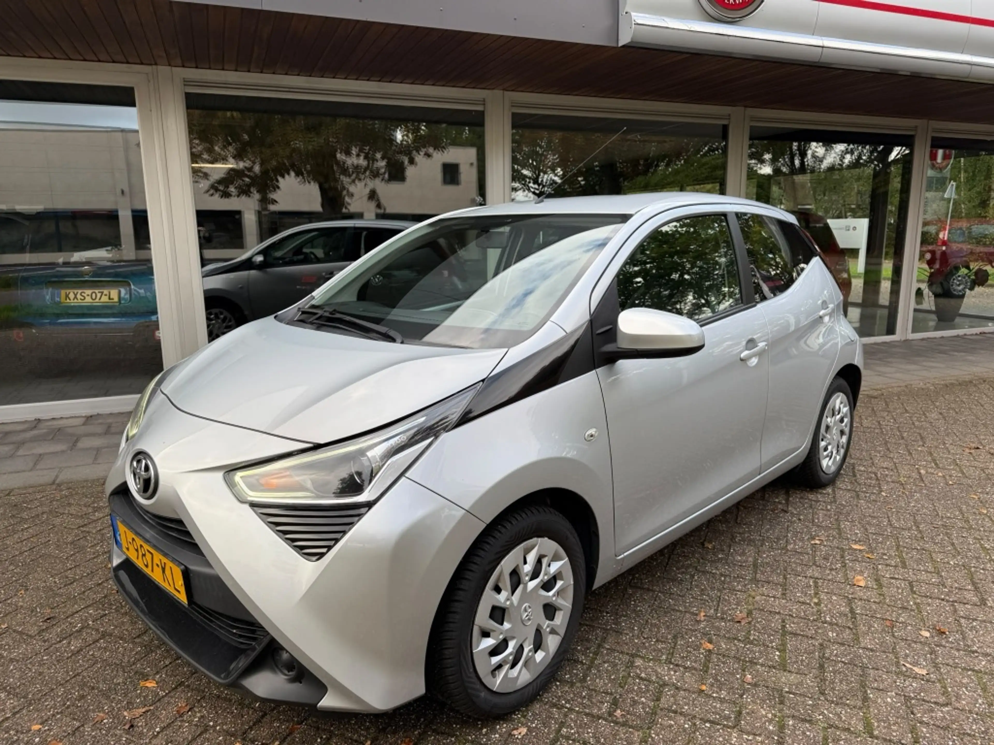 Toyota Aygo 1.0 VVT-i 72pk 5D x-play — photo 6